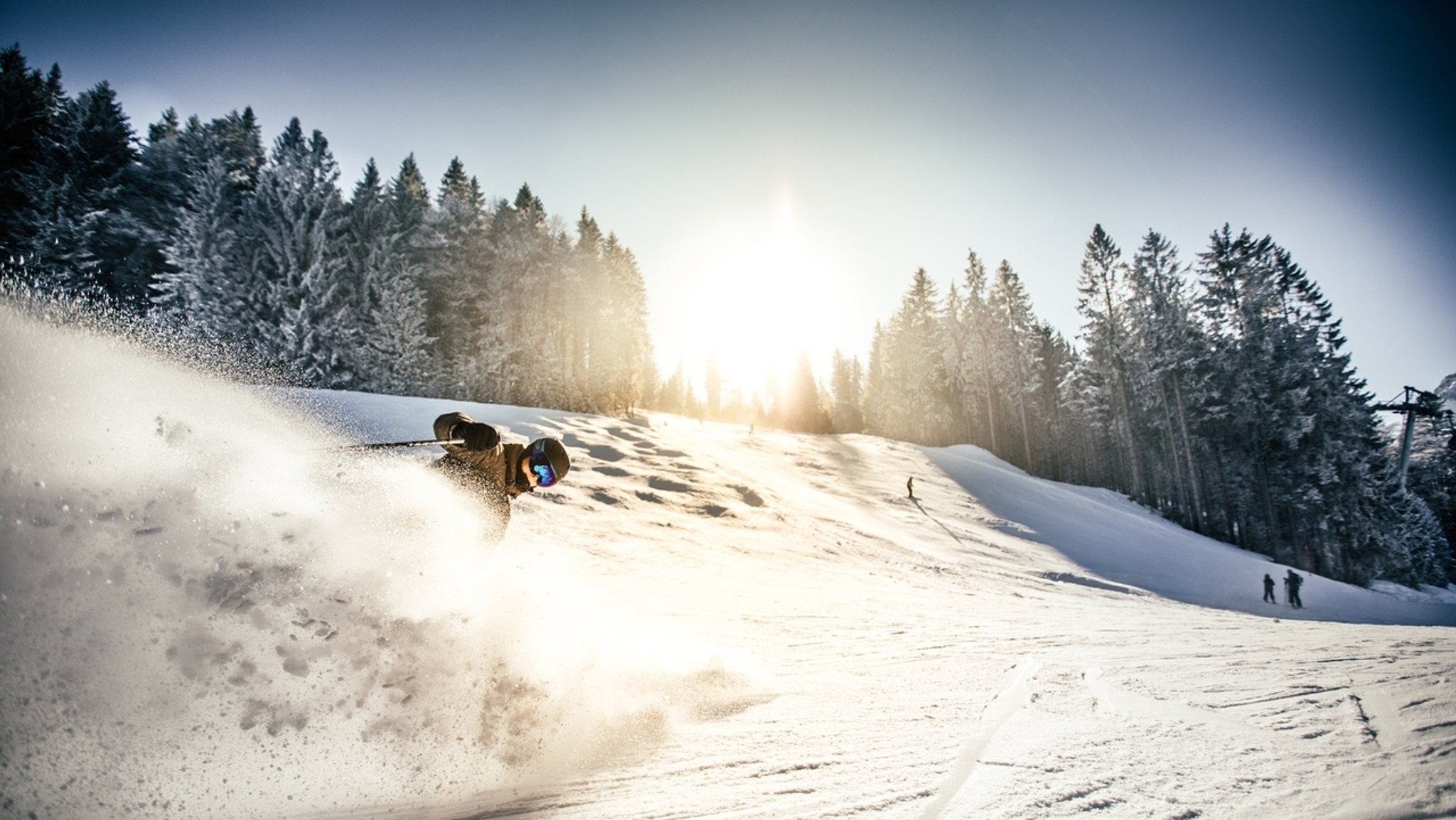 Skifahren in den bayerischen Alpen.