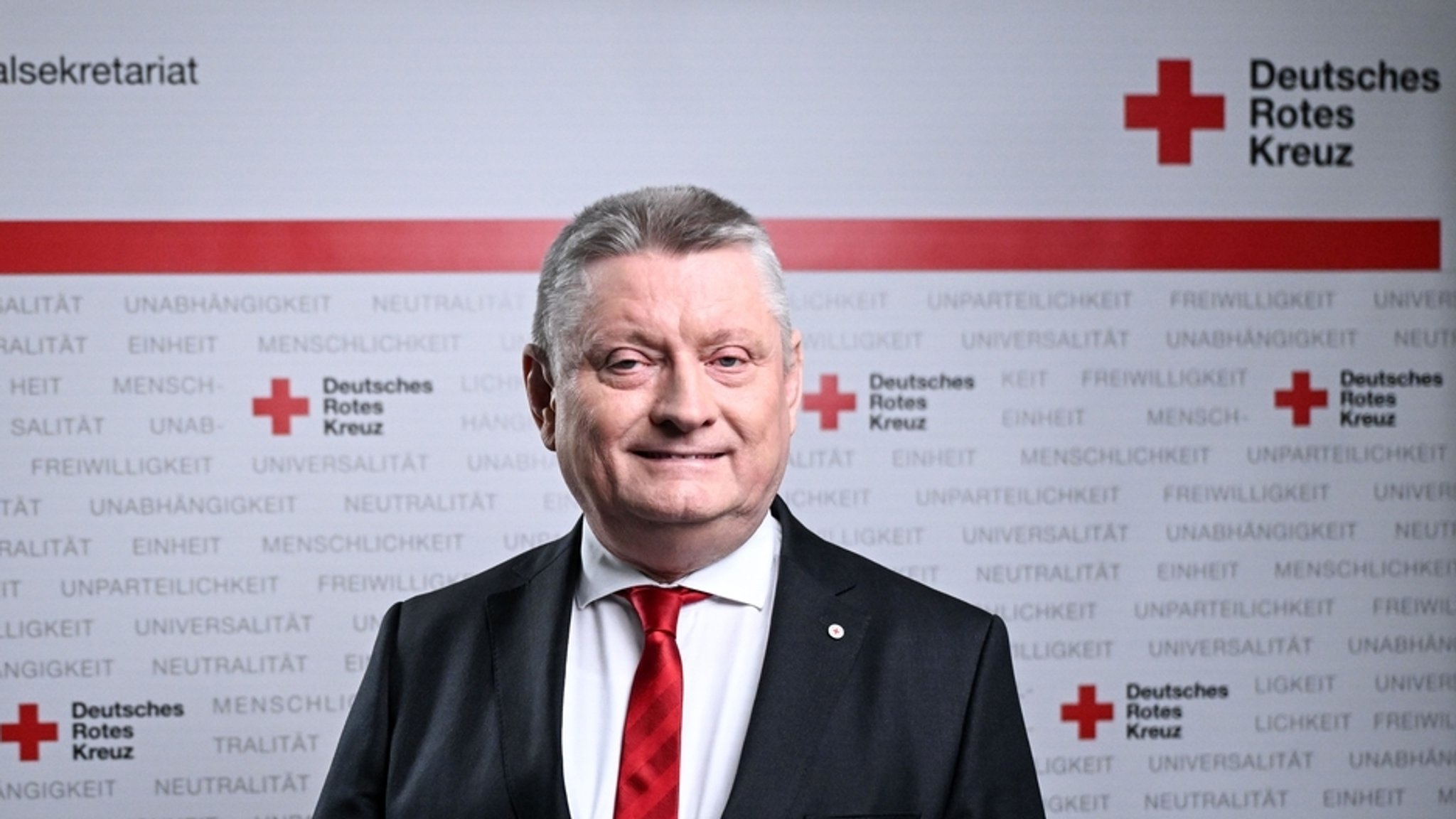 DRK-Präsident beklagt hohe Zahl von Opfern unter zivilen Helfern