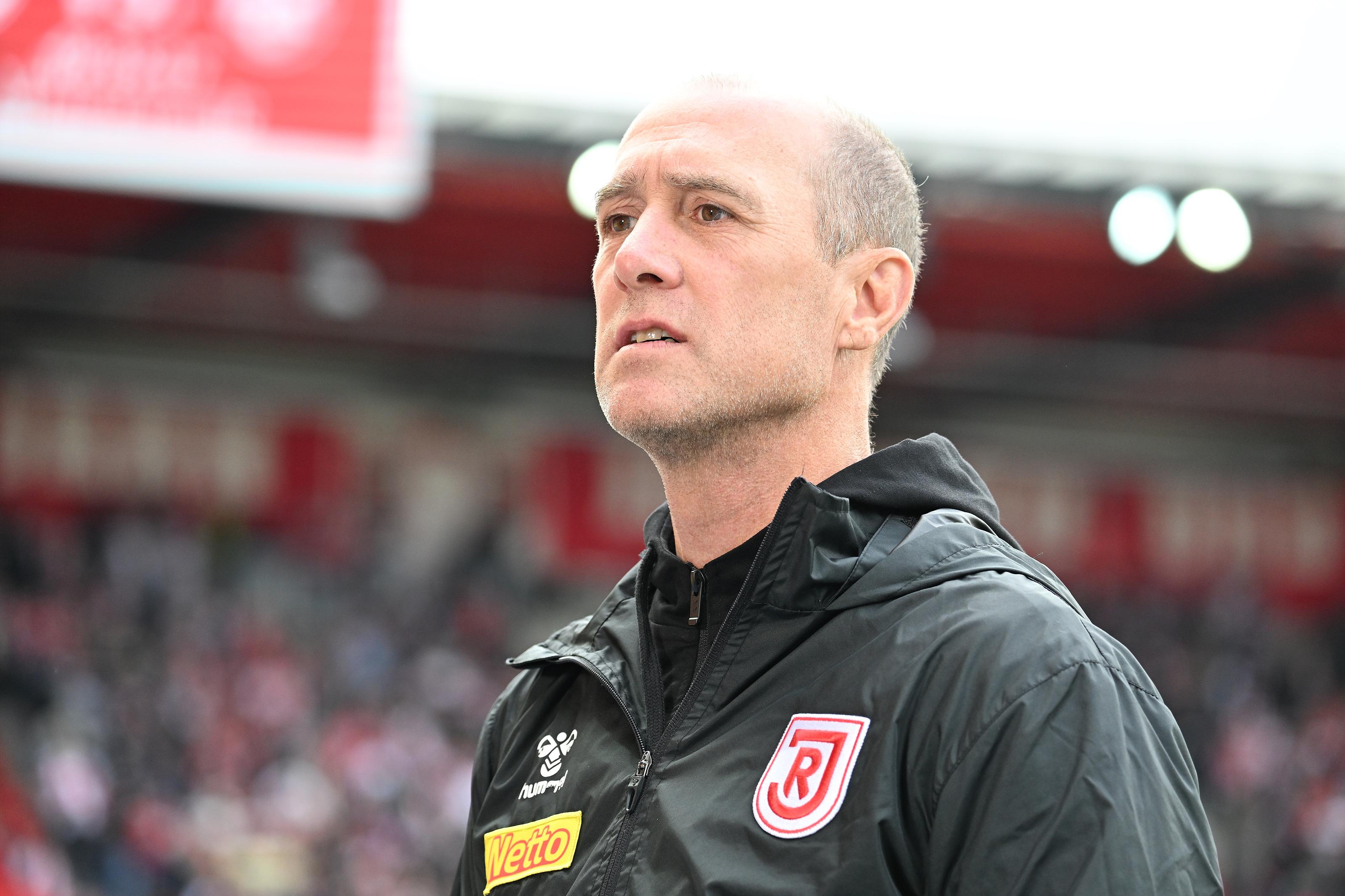 Joe Enochs ist nicht mehr Trainer des SSV Jahn Regensburg.