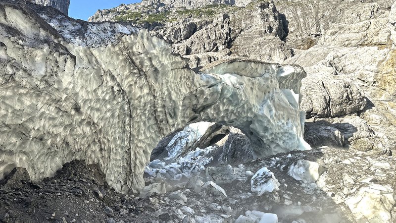 Die berühmte Eiskapelle am Fuß der Watzmann-Ostwand im Nationalpark Berchtesgaden ist eingestürzt. | Bild: Nationalparkverwaltung Berchtesgaden Die berühmte Eiskapelle am Fuß der Watzmann-Ostwand im Nationalpark Berchtesgaden ist eingestürzt.
