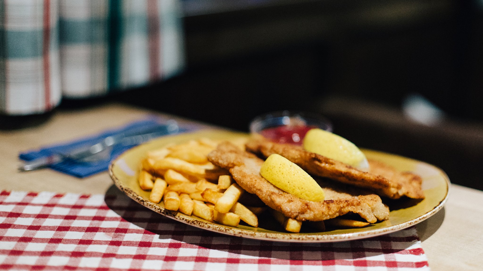 Seit dem Jahreswechsel sind in vielen Restaurants die Gerichte teurer geworden.