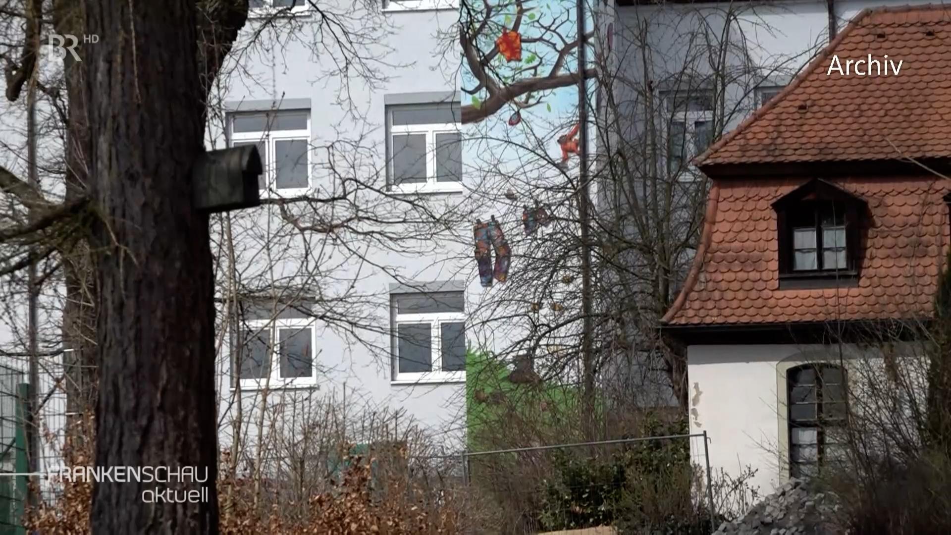 Eine Außenansicht des Kinderheims in Wunsiedel.