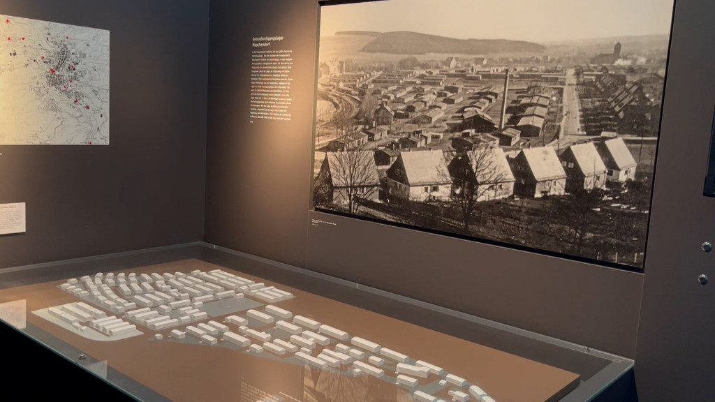 Ausstellung über Flucht und Vertreibung in Hof | Bild: BR Ausstellung über Flucht und Vertreibung in Hof