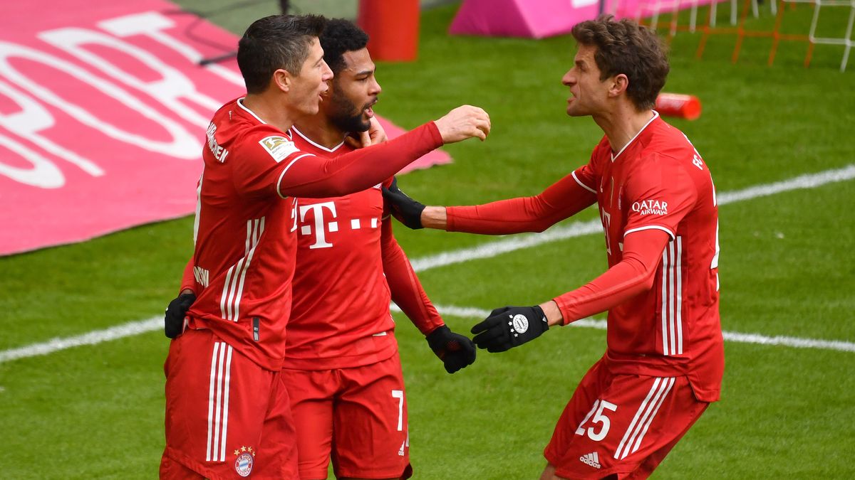 Weitere Ehrung Fc Bayern Erhalt Laureus Award Br24