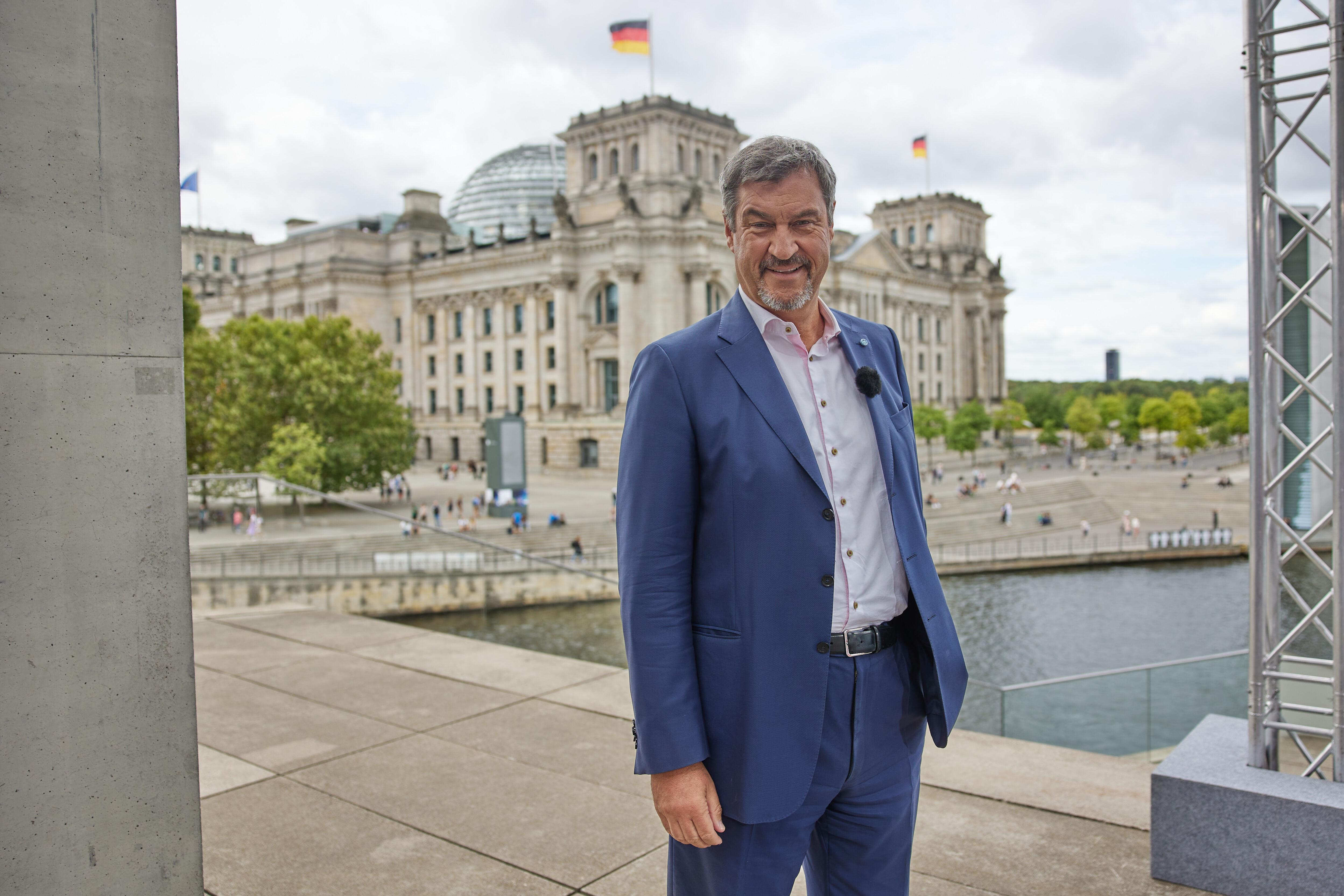 Söder am Rande des ARD-Sommerinterviews