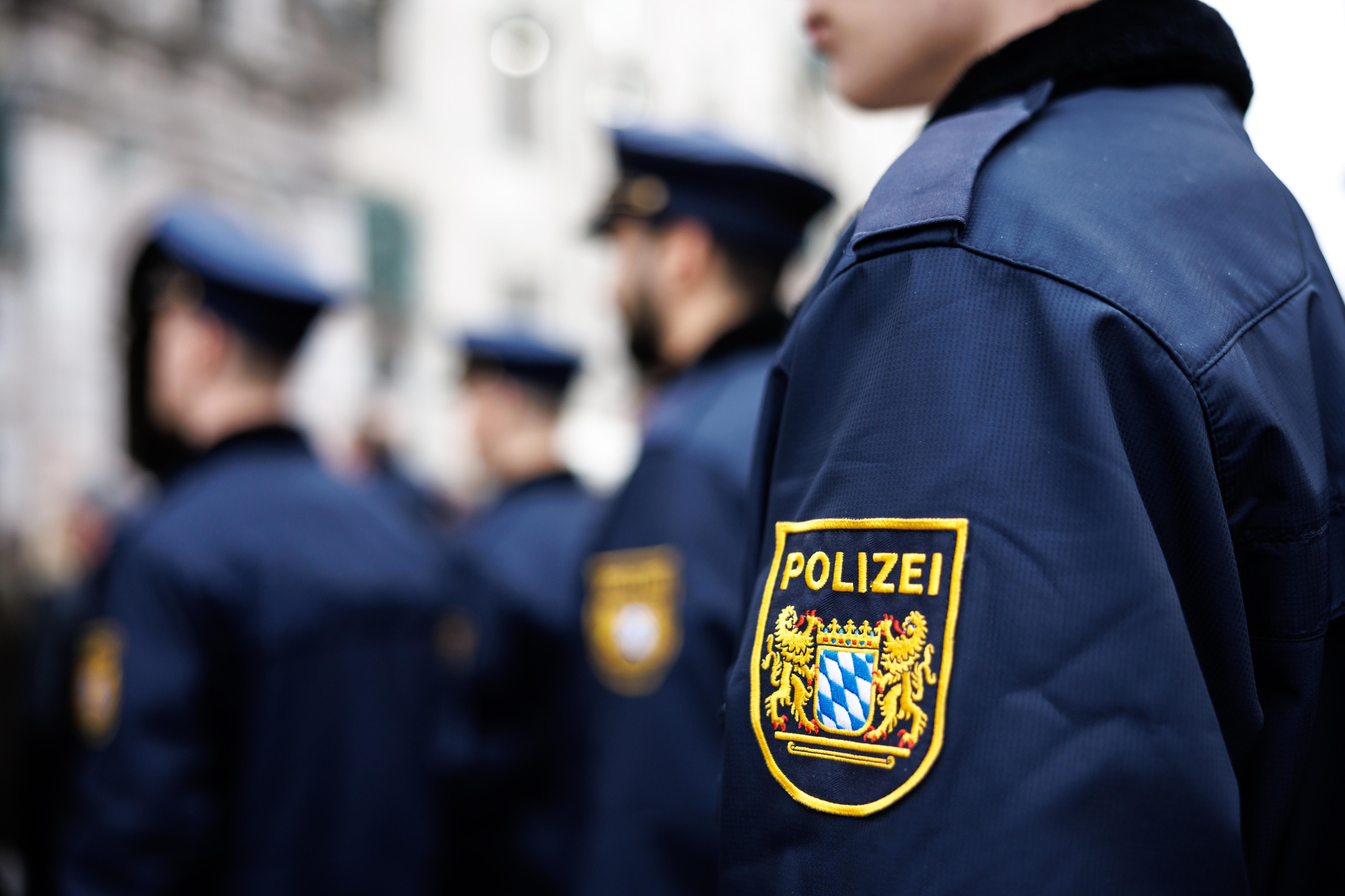 Ab 1. September sollen im Freistaat 205 zusätzliche Beamtinnen und Beamte Dienst tun.