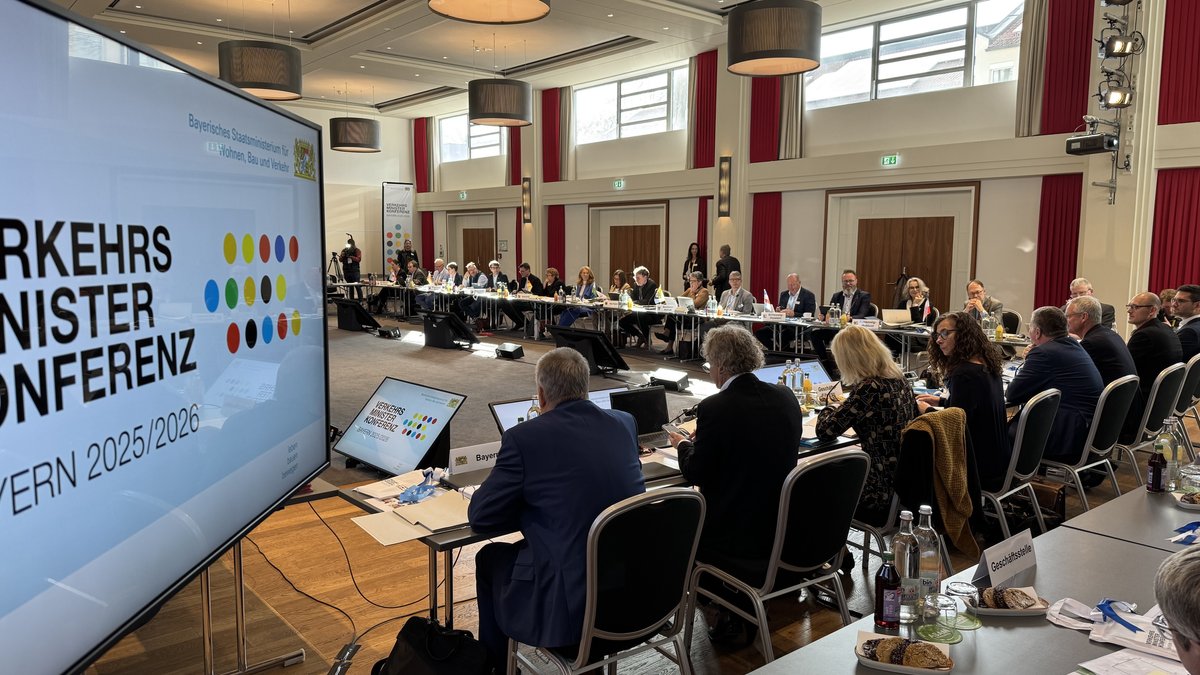 Mehr als 40 Themen: Verkehrsminister treffen sich in Straubing
