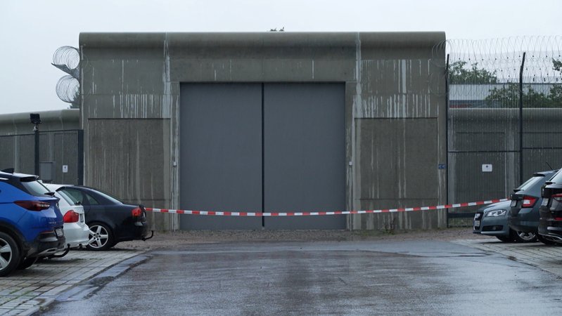 Mitte August waren vier Männer aus dem Bezirkskrankenhaus Straubing geflohen. | Bild: BR24 Mitte August waren vier Männer aus dem Bezirkskrankenhaus Straubing geflohen.