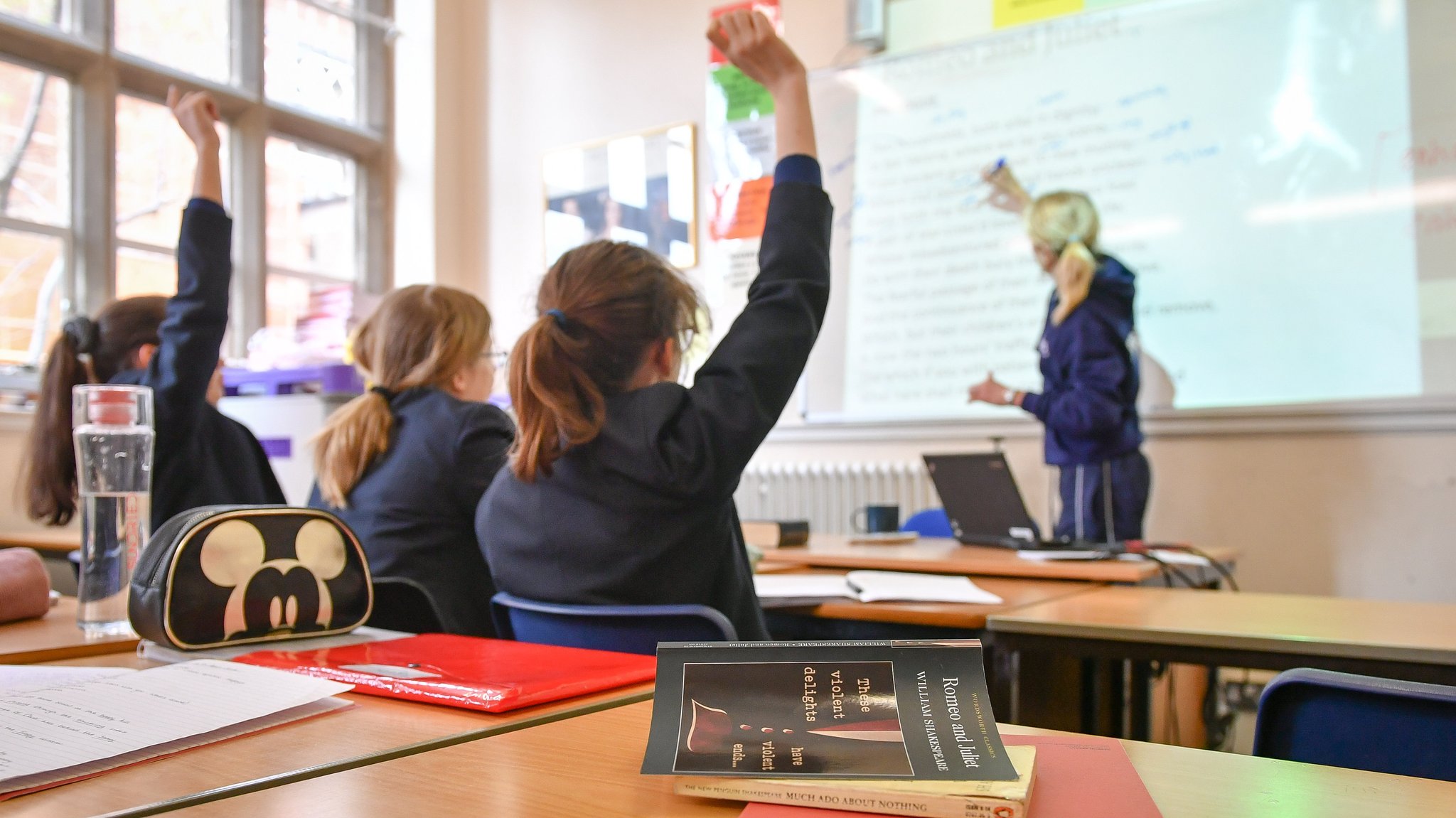 Kein Englisch in Grundschulen? Lehrerverband macht Vorschlag