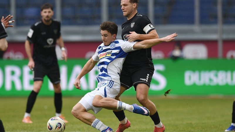 MSV Duisburg vs 1 FC Schweinfurt 05 | Bild: picture alliance / Eibner-Pressefoto | Thomas Thienel MSV Duisburg vs 1 FC Schweinfurt 05