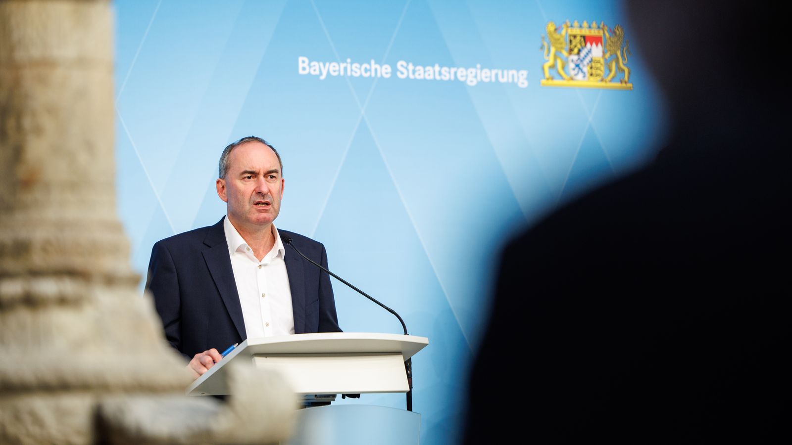 US-Zölle: Aiwanger schlägt Alarm für Bayerns Wirtschaft US-Zölle: Aiwanger schlägt Alarm für Bayerns Wirtschaft