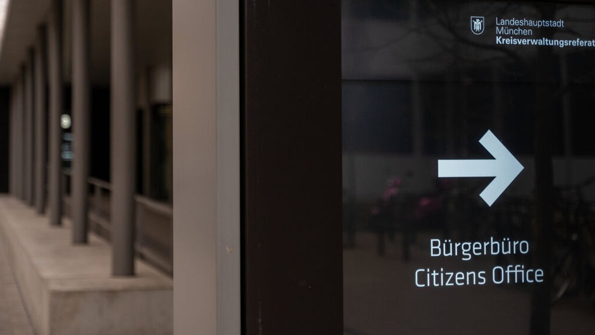 Bestechung in Ausländerbehörde? Drei Menschen festgenommen