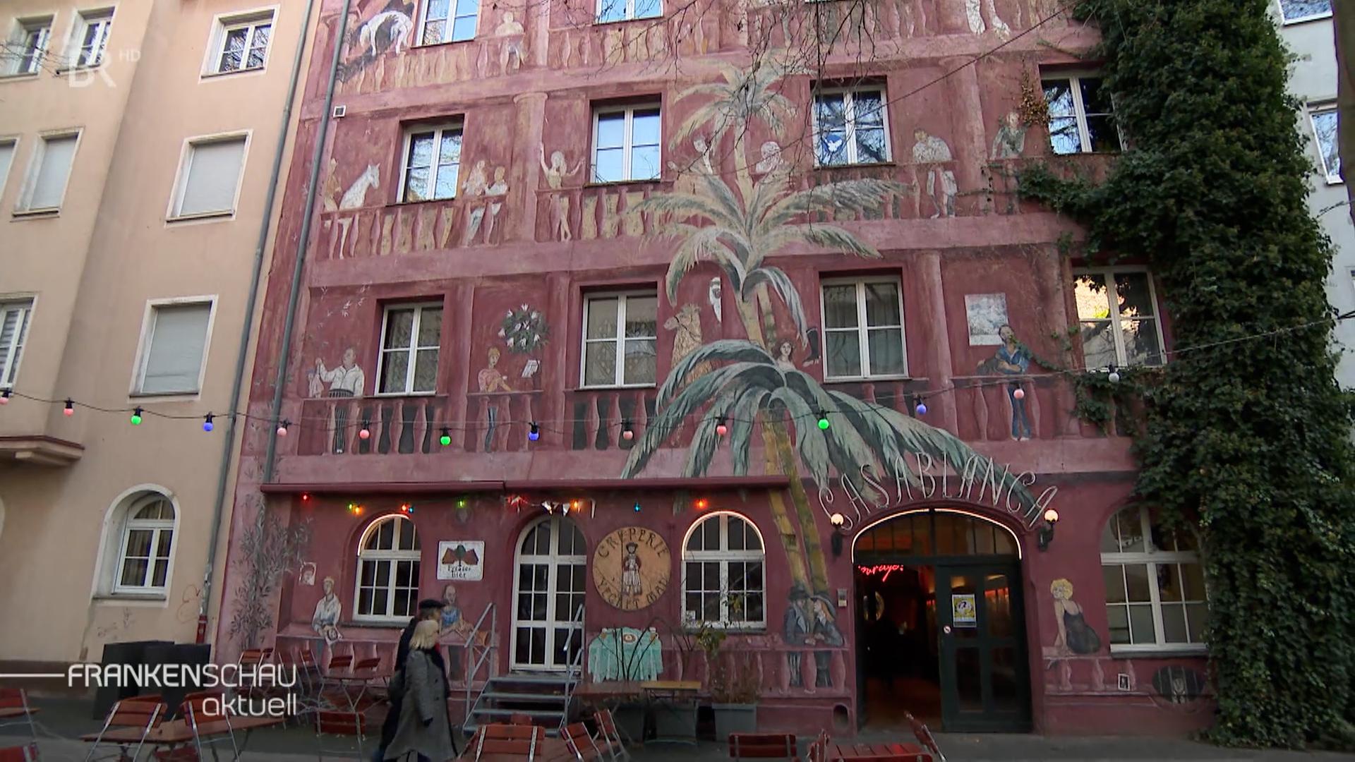 Die besondere Fassade des Casablancas.