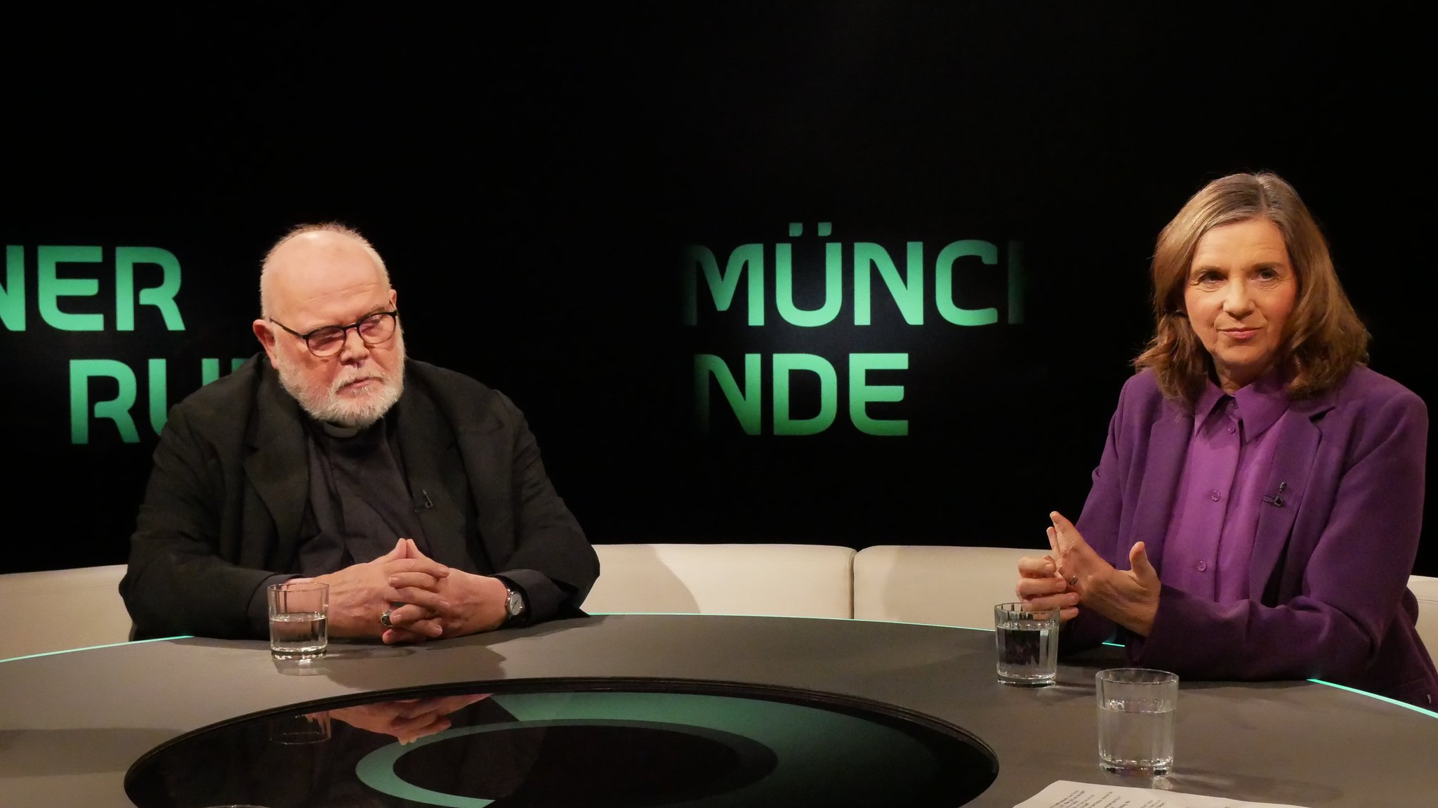 Kardinal Marx und Katrin Göring-Eckardt in der Münchner Runde | Bild: BR/Sofie Onnasch Kardinal Marx und Katrin Göring-Eckardt in der Münchner Runde