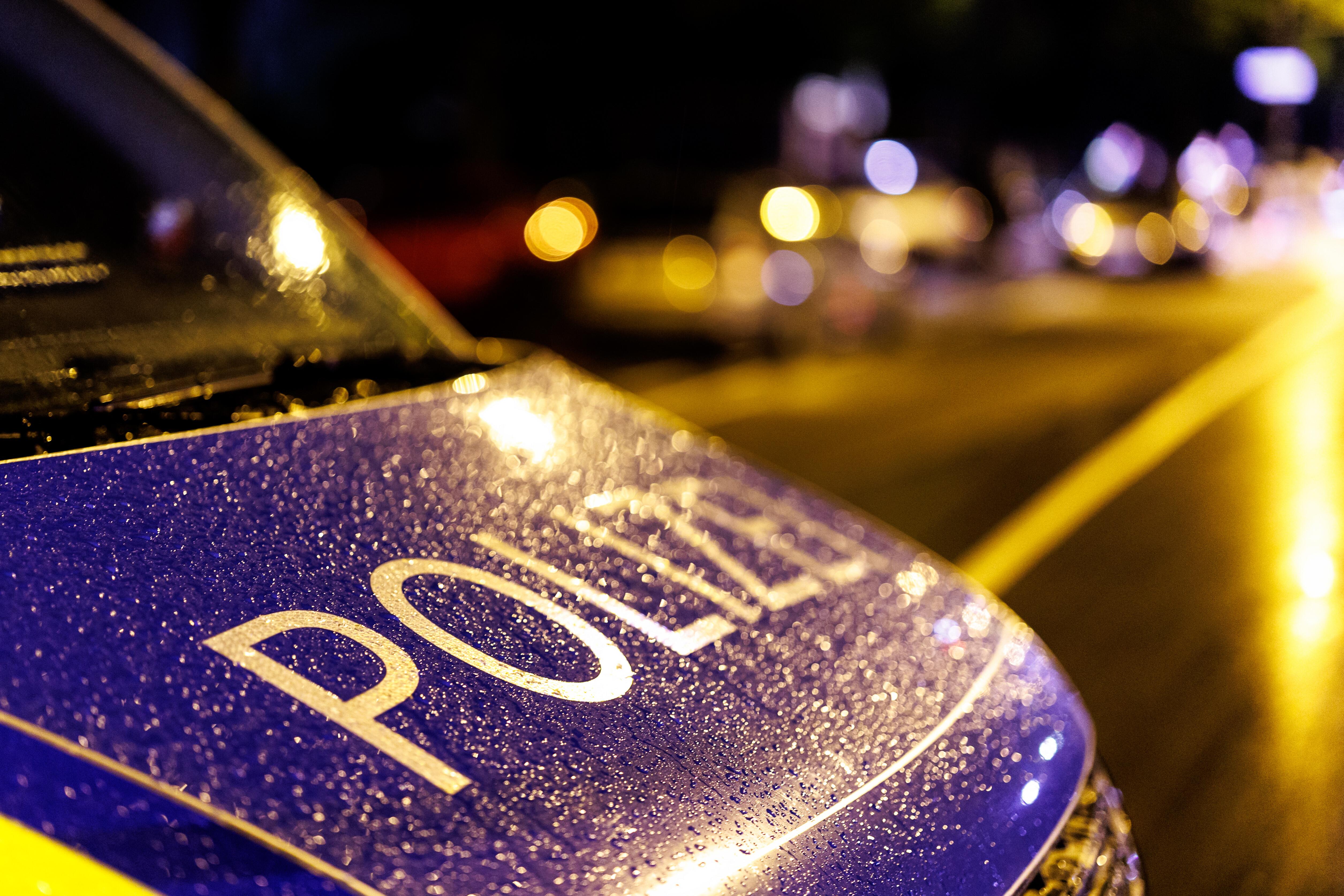 Symbolbild: Einsatzfahrzeug der Polizei