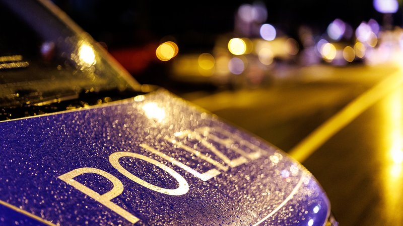 Symbolbild: Einsatzfahrzeug der Polizei | Bild: picture alliance / dpa | Matthias Balk Symbolbild: Einsatzfahrzeug der Polizei