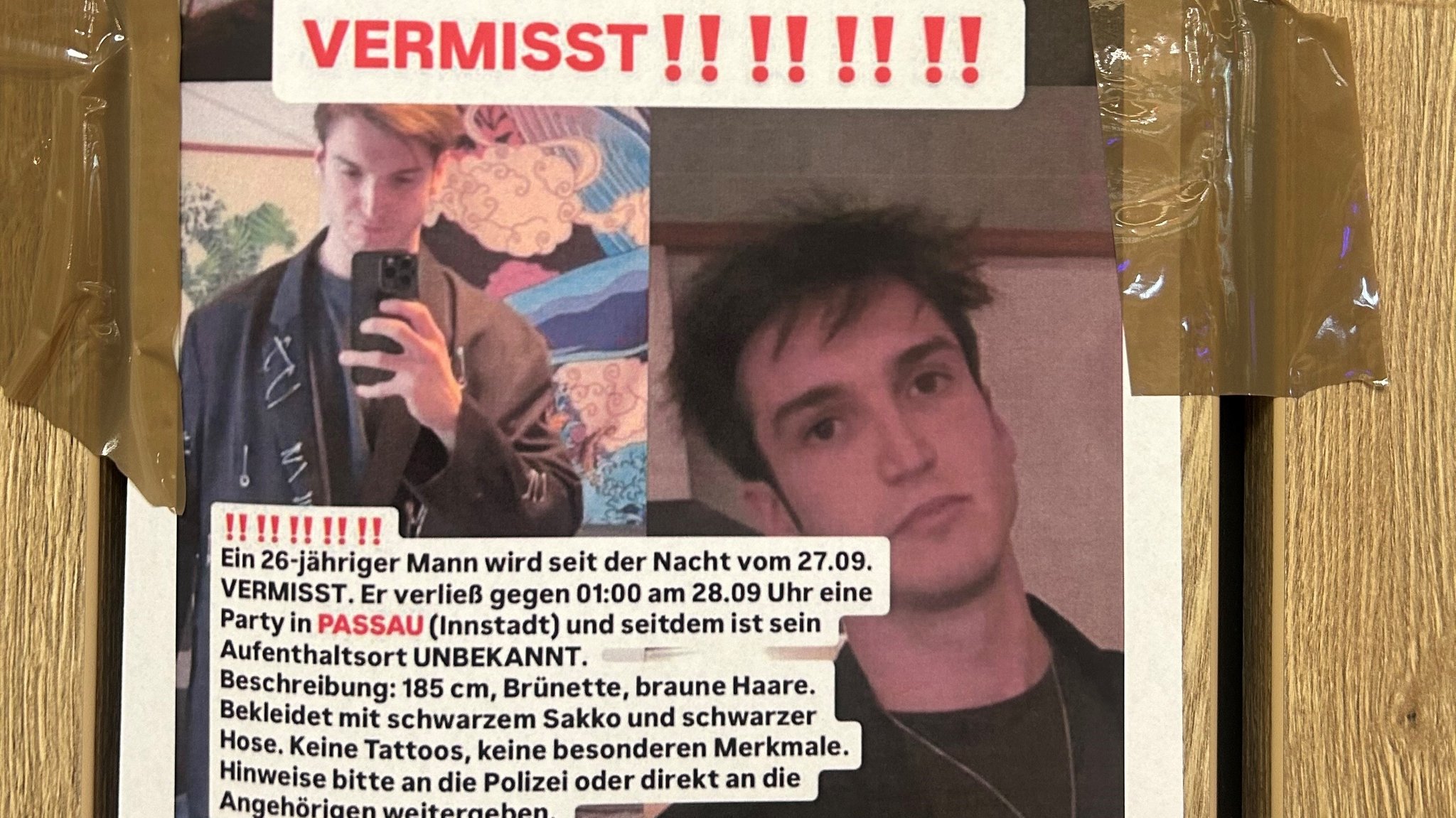Auch privat wird im Stadtgebiet von Passau mit Suchplakaten nach dem 26-Jährigen gesucht. Fahndungsaufruf auf Zettel an der Wand. | Bild: BR/ Martin Gruber Auch privat wird im Stadtgebiet von Passau mit Suchplakaten nach dem 26-Jährigen gesucht. Fahndungsaufruf auf Zettel an der Wand.