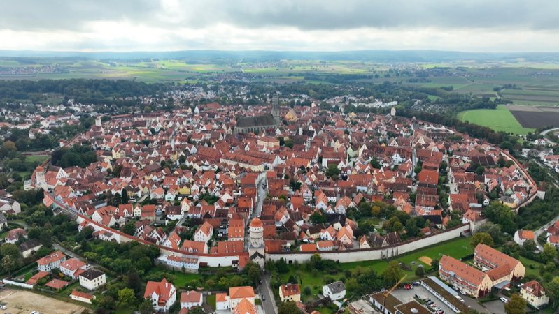 Luftbild von Nördlingen | Bild: BR Luftbild von Nördlingen