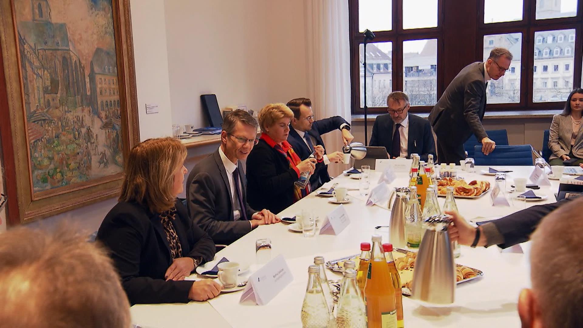 Söder verspricht Hilfen für Industriestandort Schweinfurt