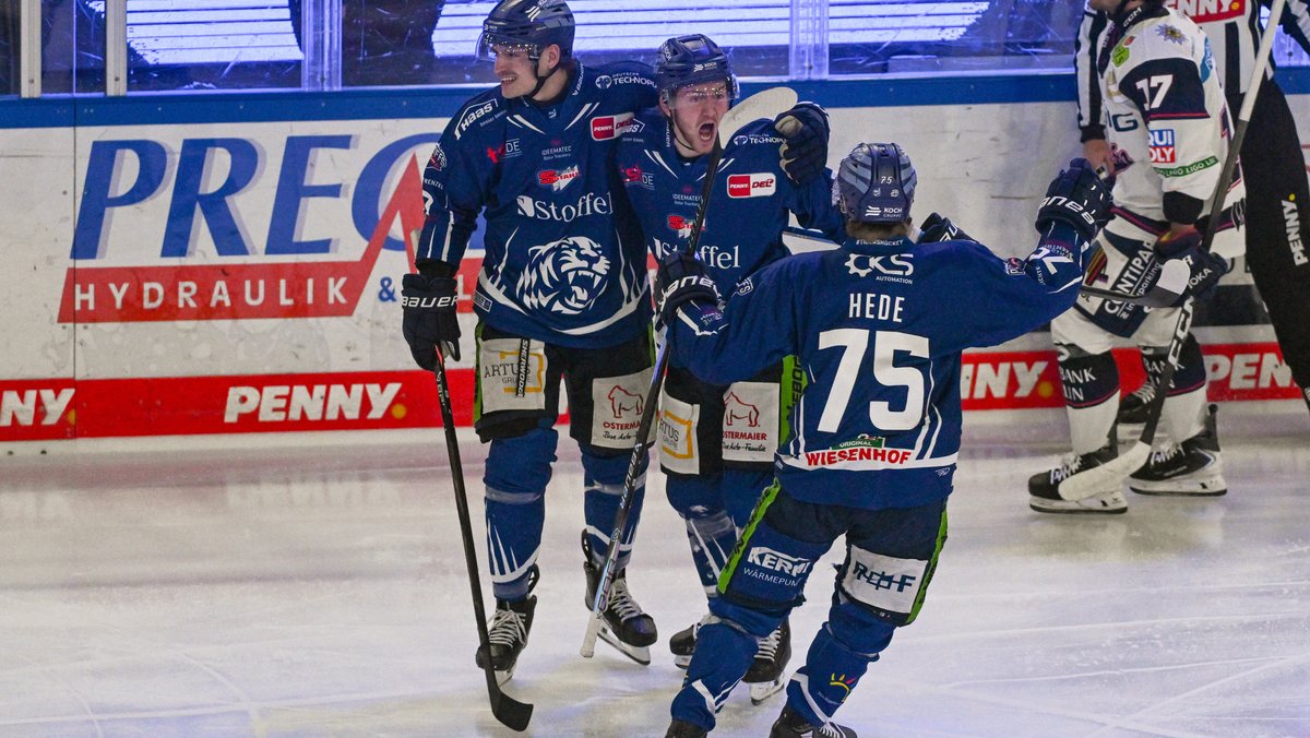 Gala am Pulverturm: Tigers überrollen Berlin im Play-off-Auftakt