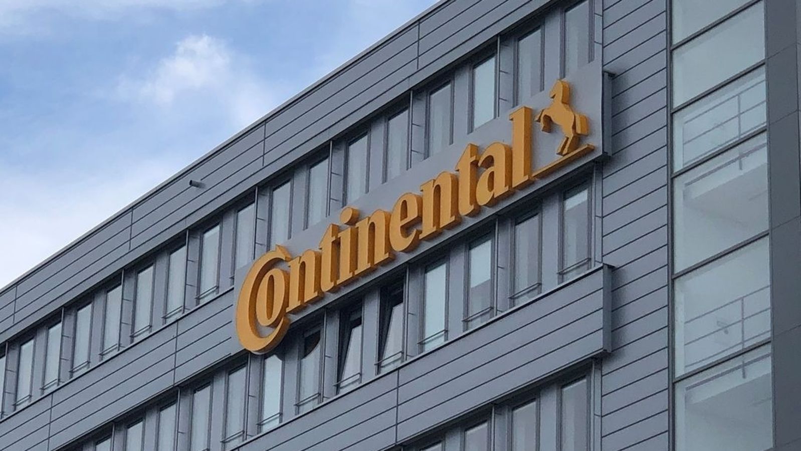 Streichungspläne bei Conti Auswirkungen in Regensburg unklar BR24