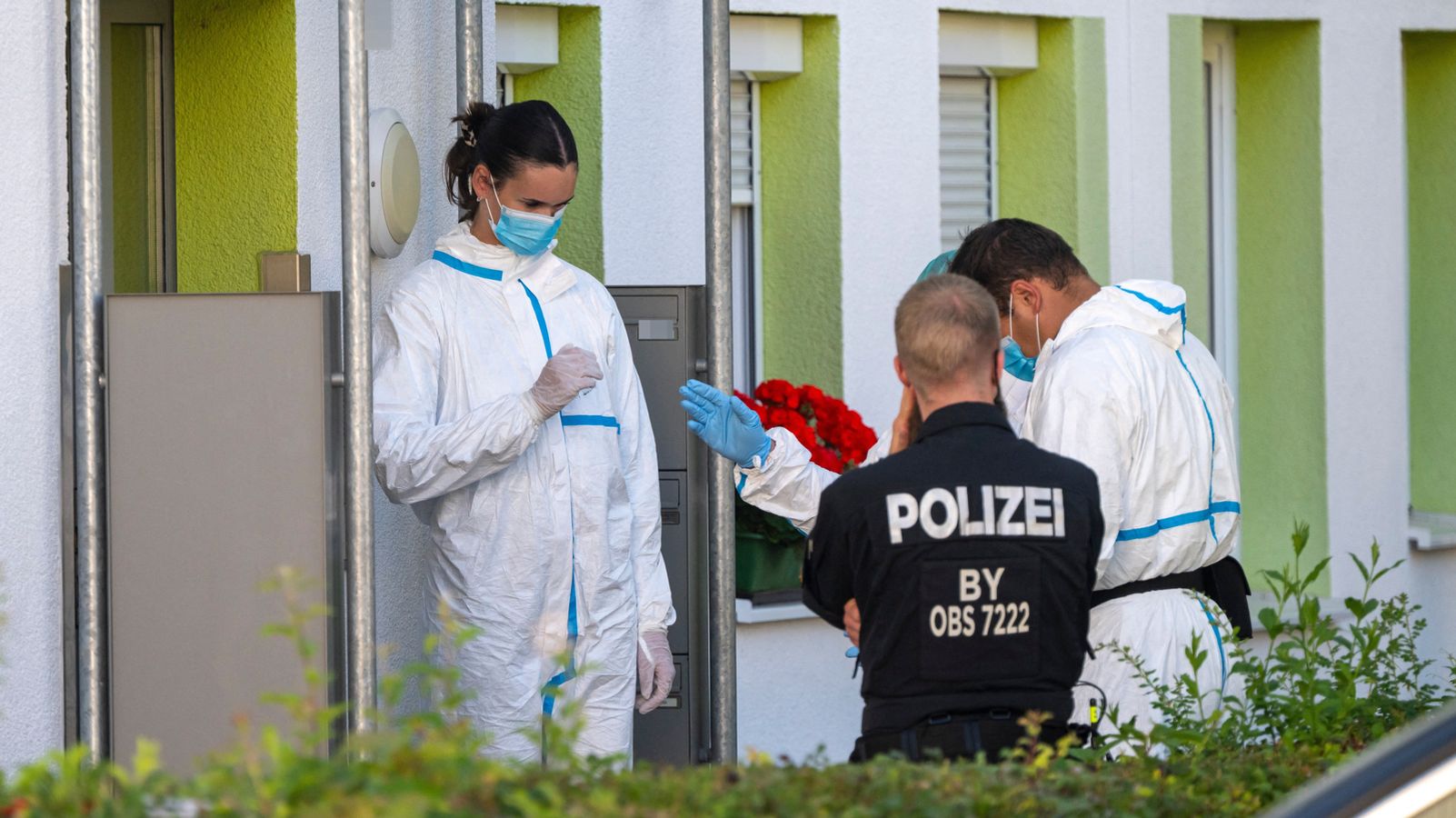 Deaths in Geretsried: 19-year-old suspected of killing father and ...