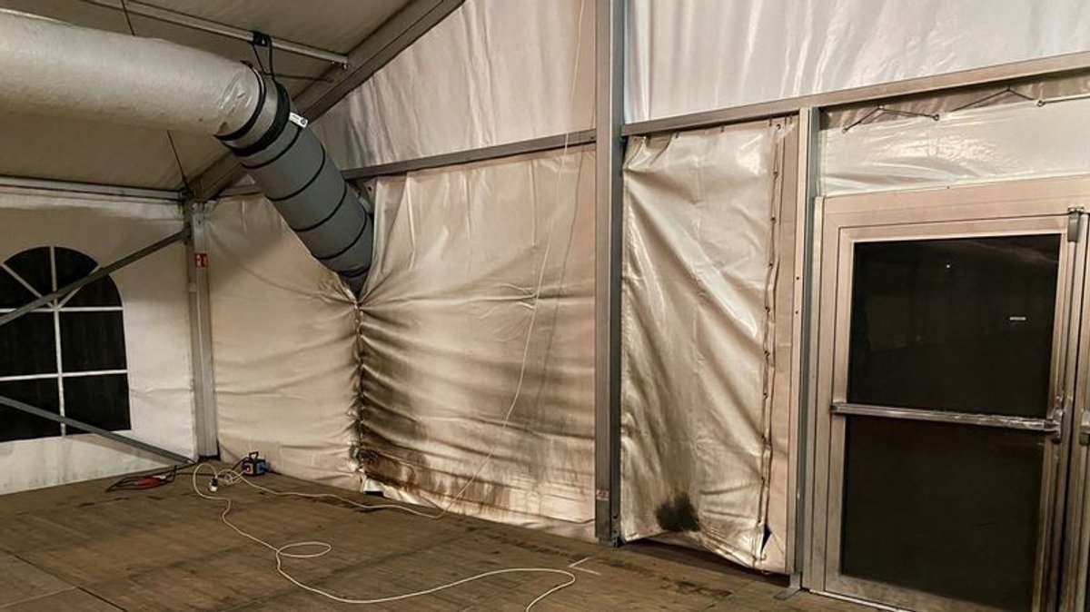 Anschläge auf Zelt für Geflüchtete: Prozessbeginn in Landshut
