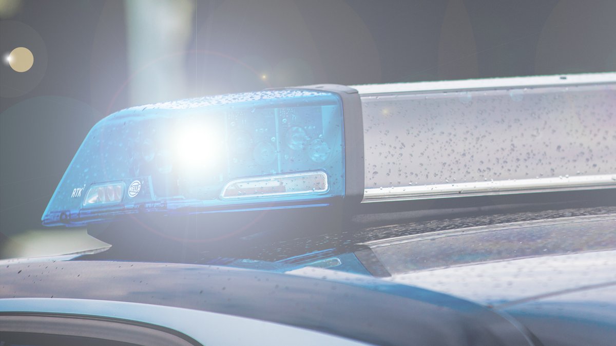 Blaulicht eines Polizeiautos (Symbolbild)