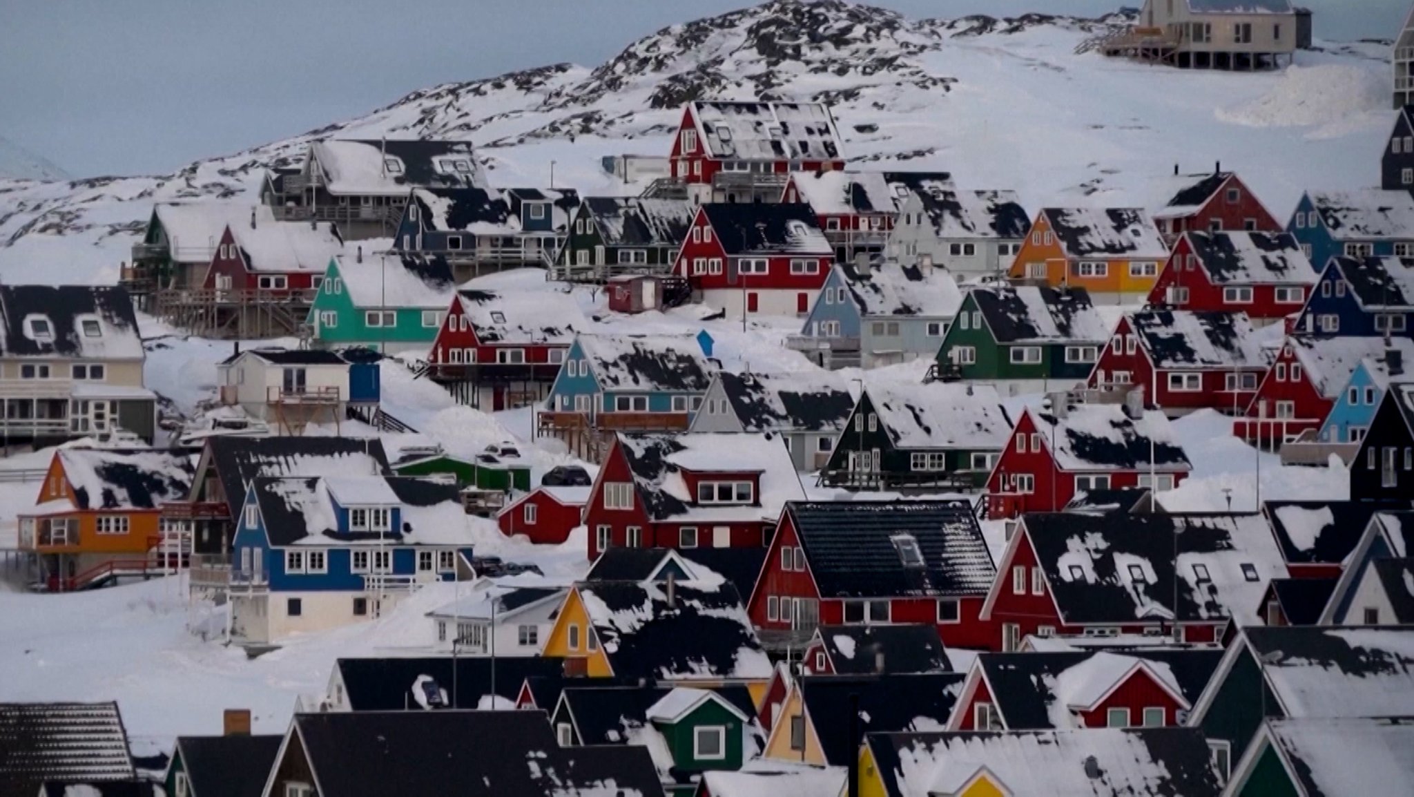 Präsident Donald Trump hat erneut den Anspruch der USA auf Grönland bekräftigt. Kommt der nächste Völkerrechtsbruch? | Bild: BR Präsident Donald Trump hat erneut den Anspruch der USA auf Grönland bekräftigt. Kommt der nächste Völkerrechtsbruch?