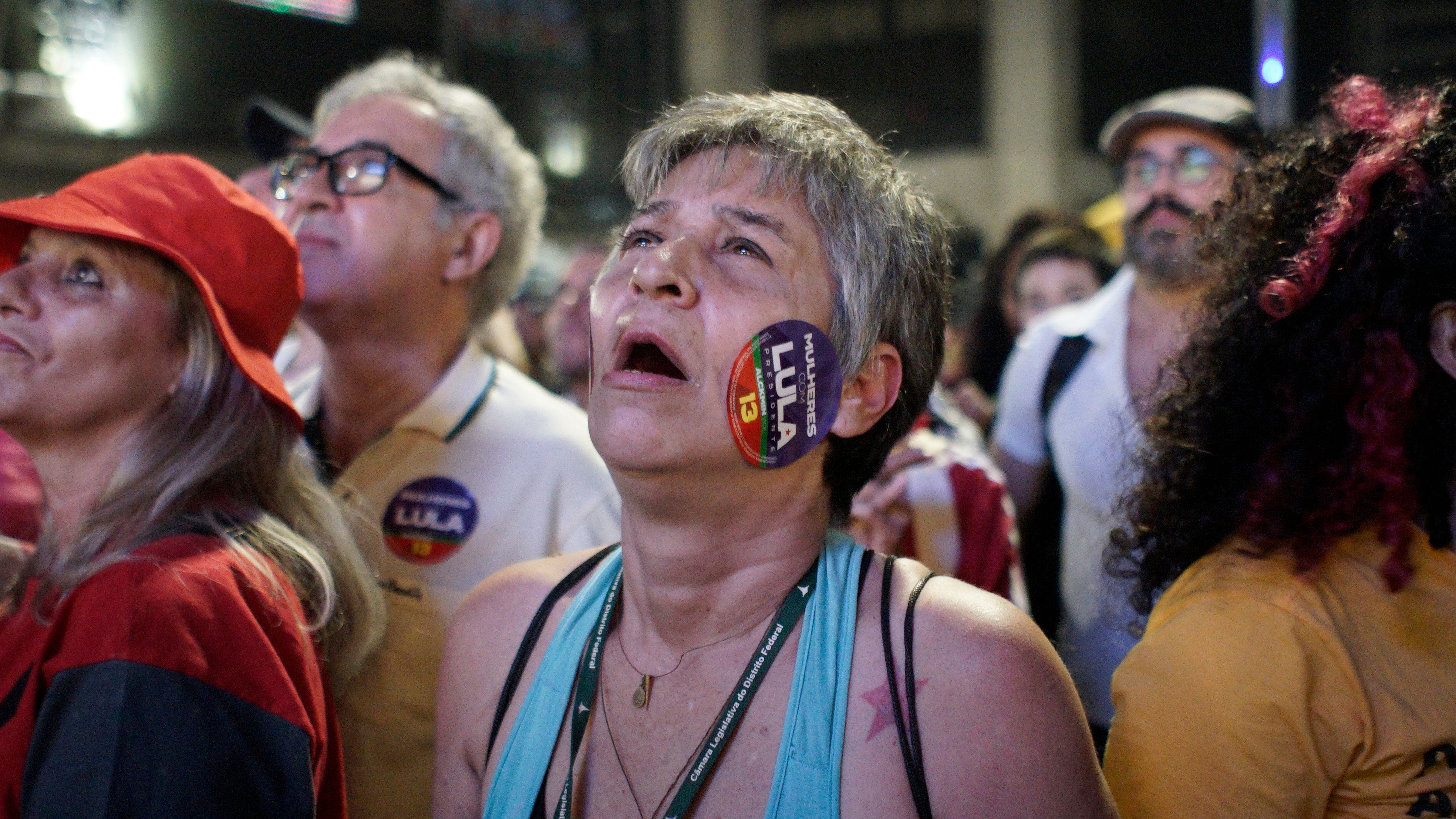 Lula knapp vor Bolsonaro: Stichwahl in Brasilien nötig | BR24