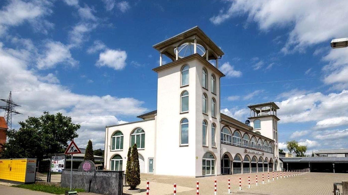 Blut und Tierkopf an Memminger Moschee: Staatsschutz ermittelt