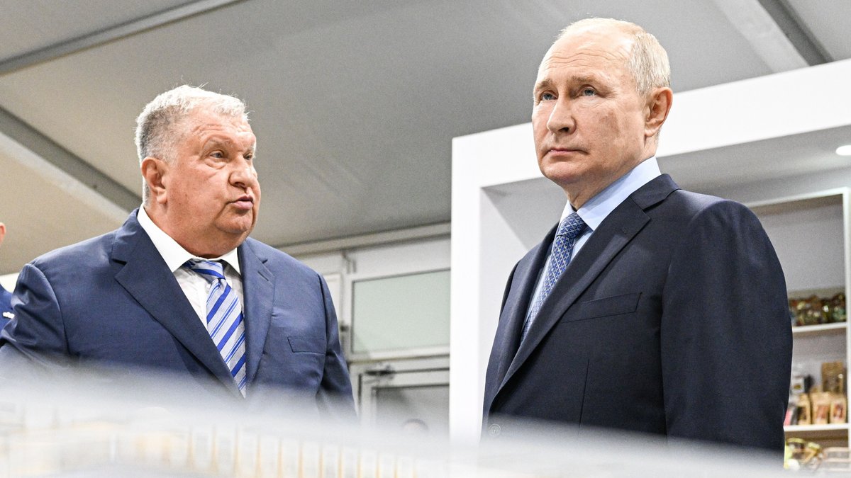 Unverkäufliches Öl: Wie groß ist der Sanktionsdruck auf Putin?