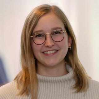 Alisa Wienand Alisa Wienand