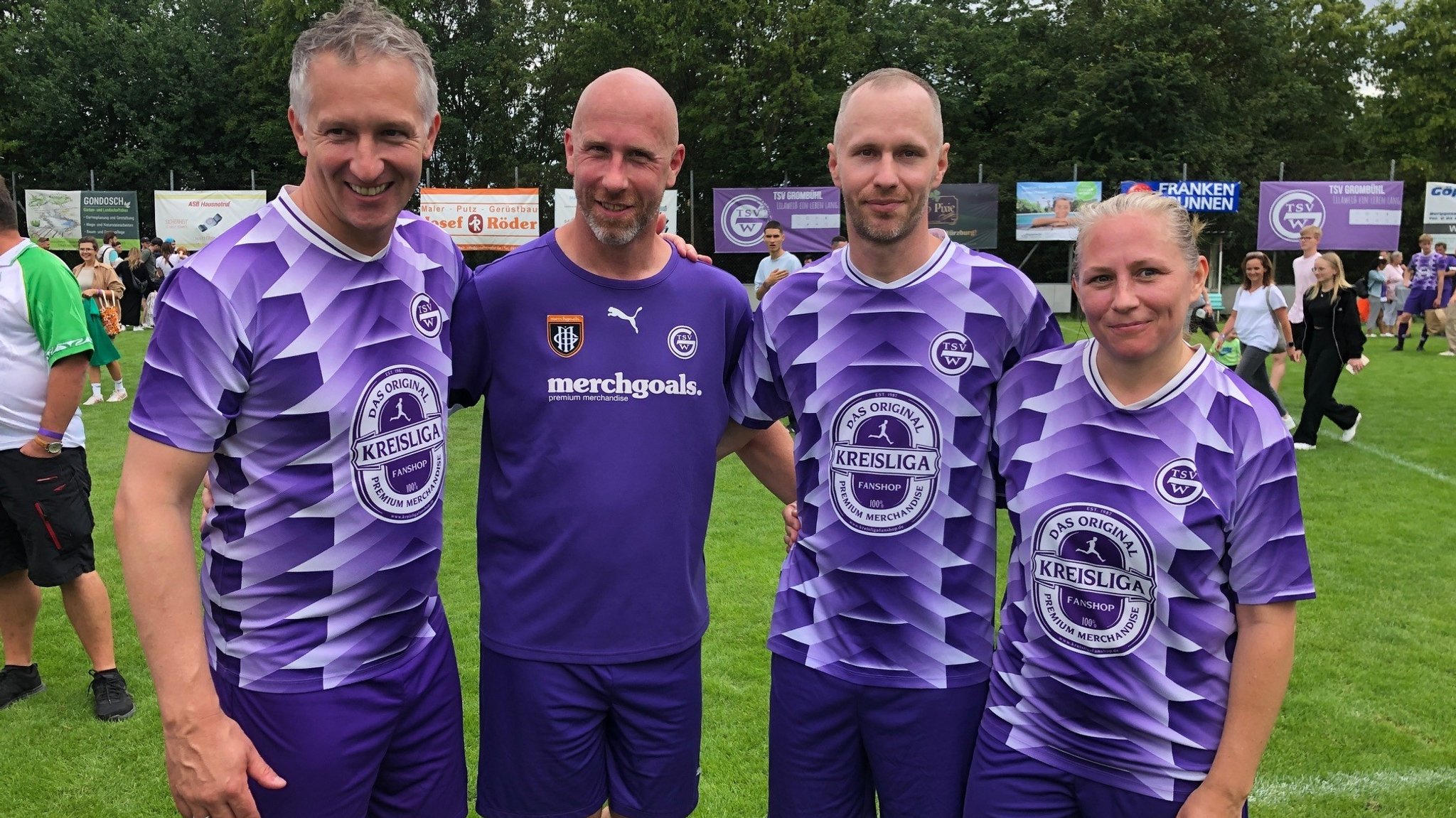 Die vier Baumann-Kinder, alle aktiv im Fußball (von links): Frank, René, Florian und Ivonne