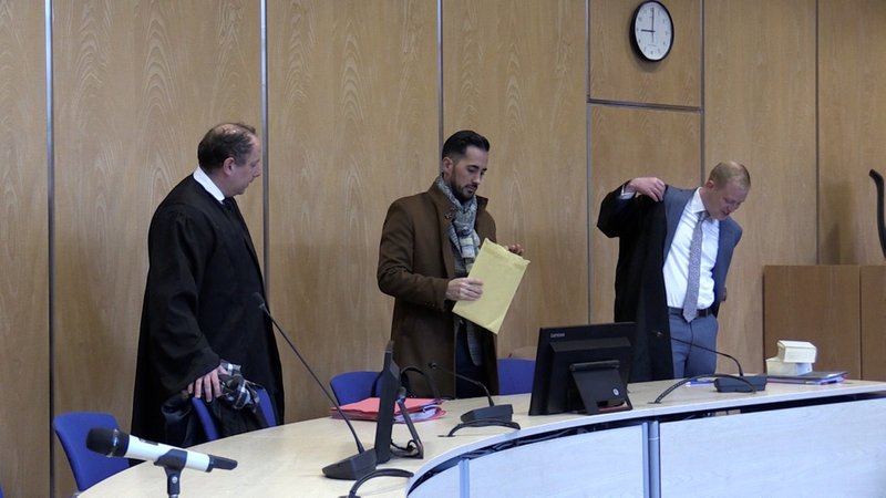 Hakenkreuz gepostet: Nächstes Gericht spricht Stadtrat schuldig