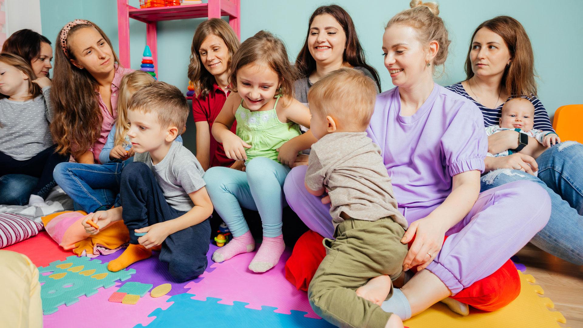 Erzieher(innen)mangel Im BAYERN 3 Land Krippe Und Kindergarten ...