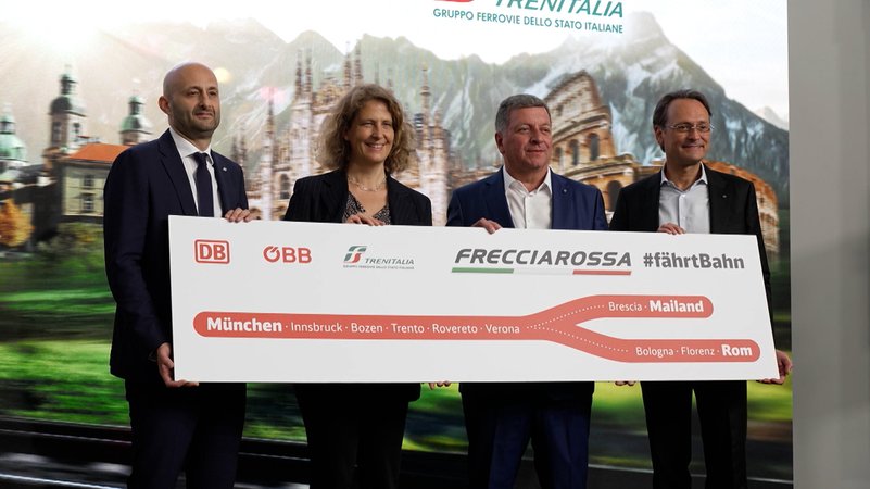 Mit über 300 Sachen von München nach Rom rollen und das ohne Umsteigen und in weniger als neun Stunden. | Bild: Bayerischer Rundfunk 2025 Mit über 300 Sachen von München nach Rom rollen und das ohne Umsteigen und in weniger als neun Stunden.