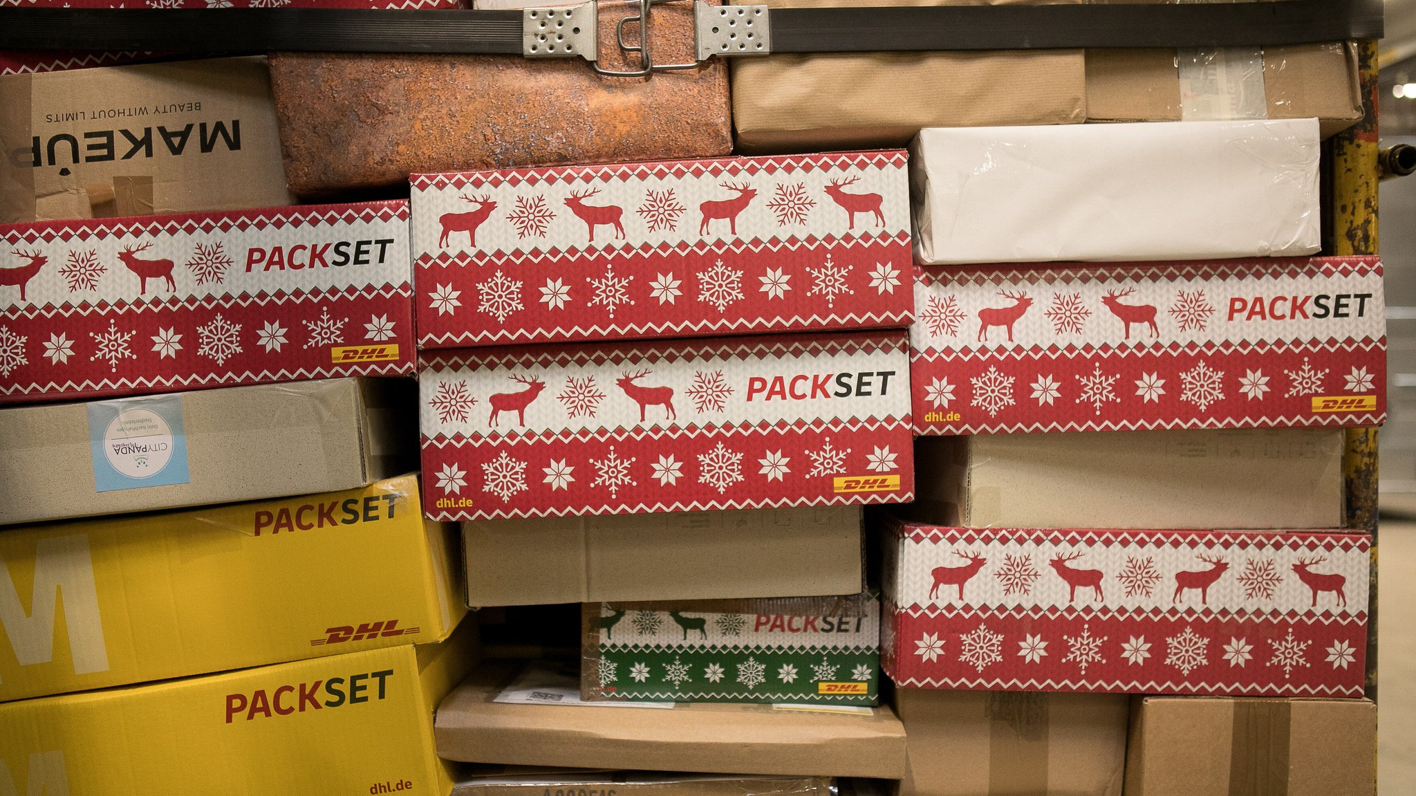 Paketfahrer mit mutmaßlich unterschlagener Ware erwischt