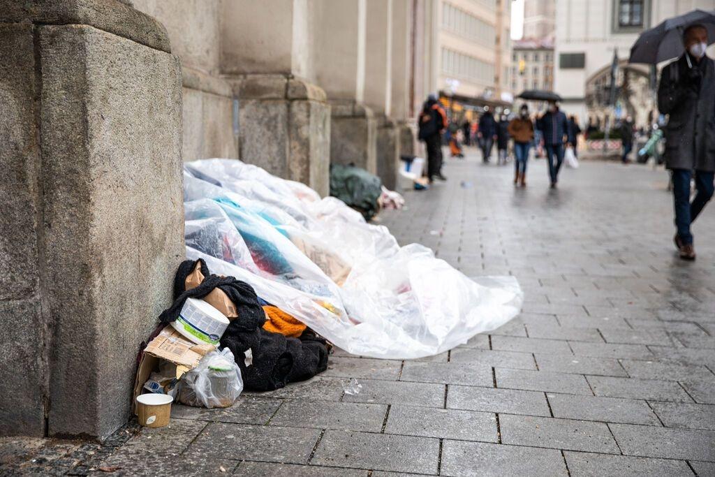 Rechte Gewalt Gegen Obdachlose: Was Dagegen Wirken Könnte | BR24