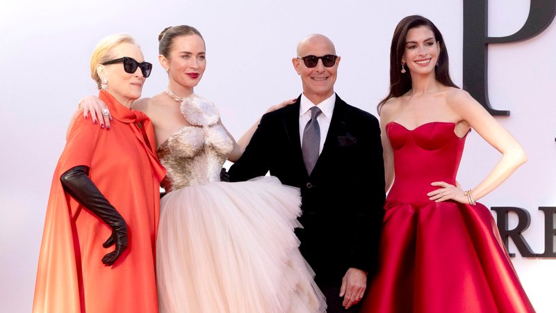 Meryl Streep, Emily Blunt, Stanley Tucci und Anne Hathaway bei der Weltpremiere des Kinofilms "Der Teufel trägt Prada 2" in New York | Bild: picture alliance / Geisler-Fotopress | Barbara Hine Meryl Streep, Emily Blunt, Stanley Tucci und Anne Hathaway bei der Weltpremiere des Kinofilms "Der Teufel trägt Prada 2" in New York
