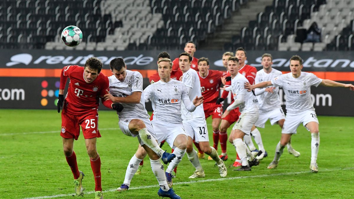 Maximal 23 000 Fans Beim Bundesligaauftakt In Gladbach Br24