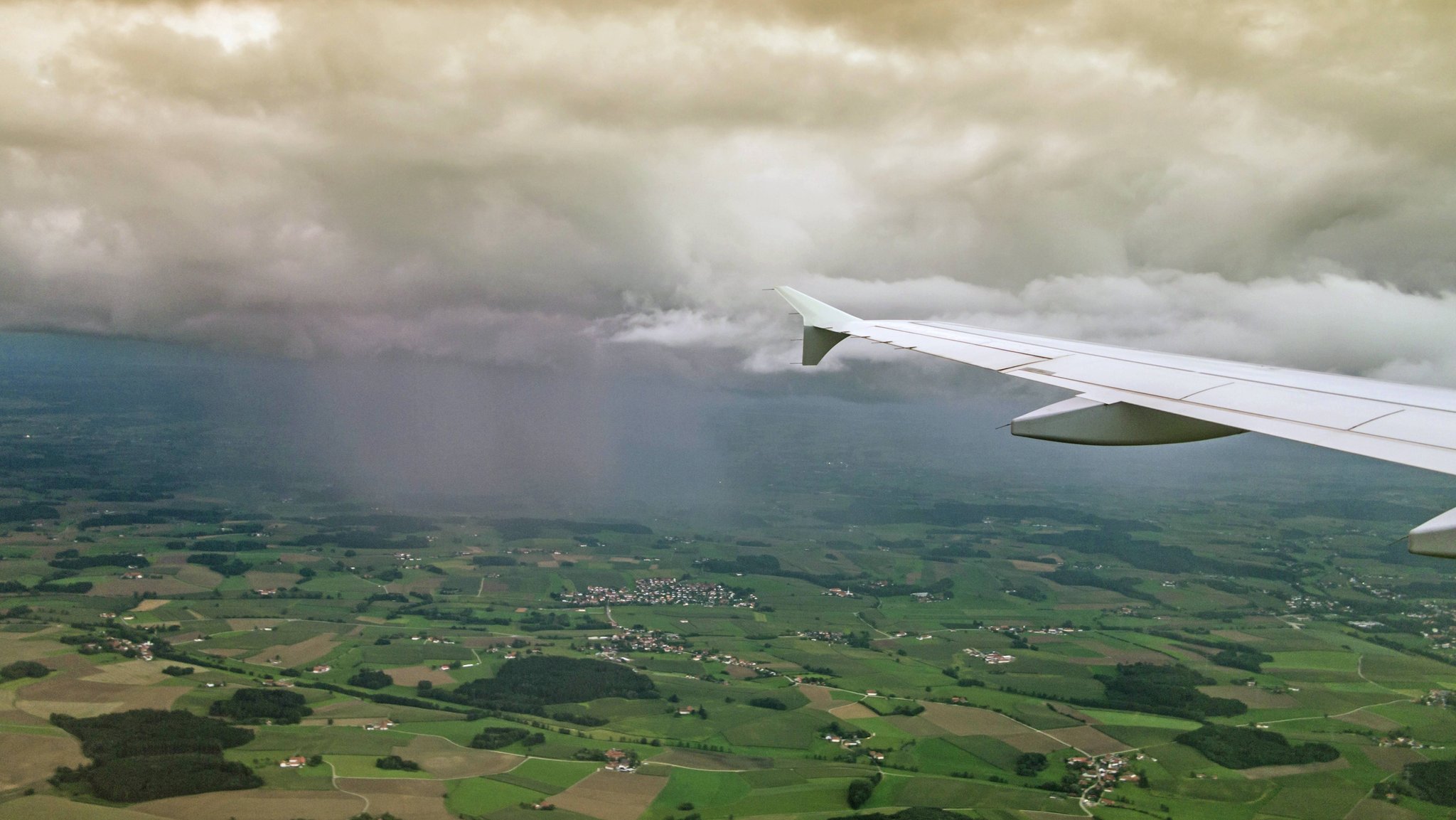 Wer fliegt, kann seinen CO2-Ausstoß kompensieren. 