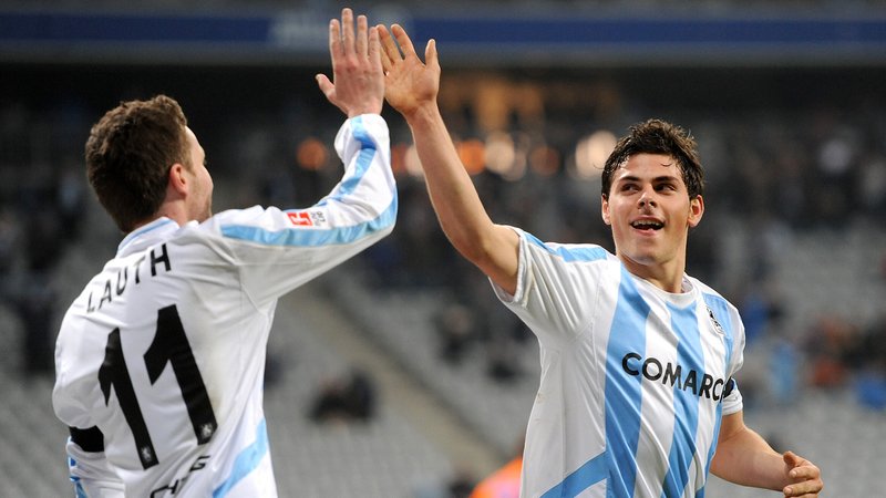 Benjamin Lauth (l.) und Kevin Volland jubeln | Bild: dpa/pa Benjamin Lauth (l.) und Kevin Volland jubeln
