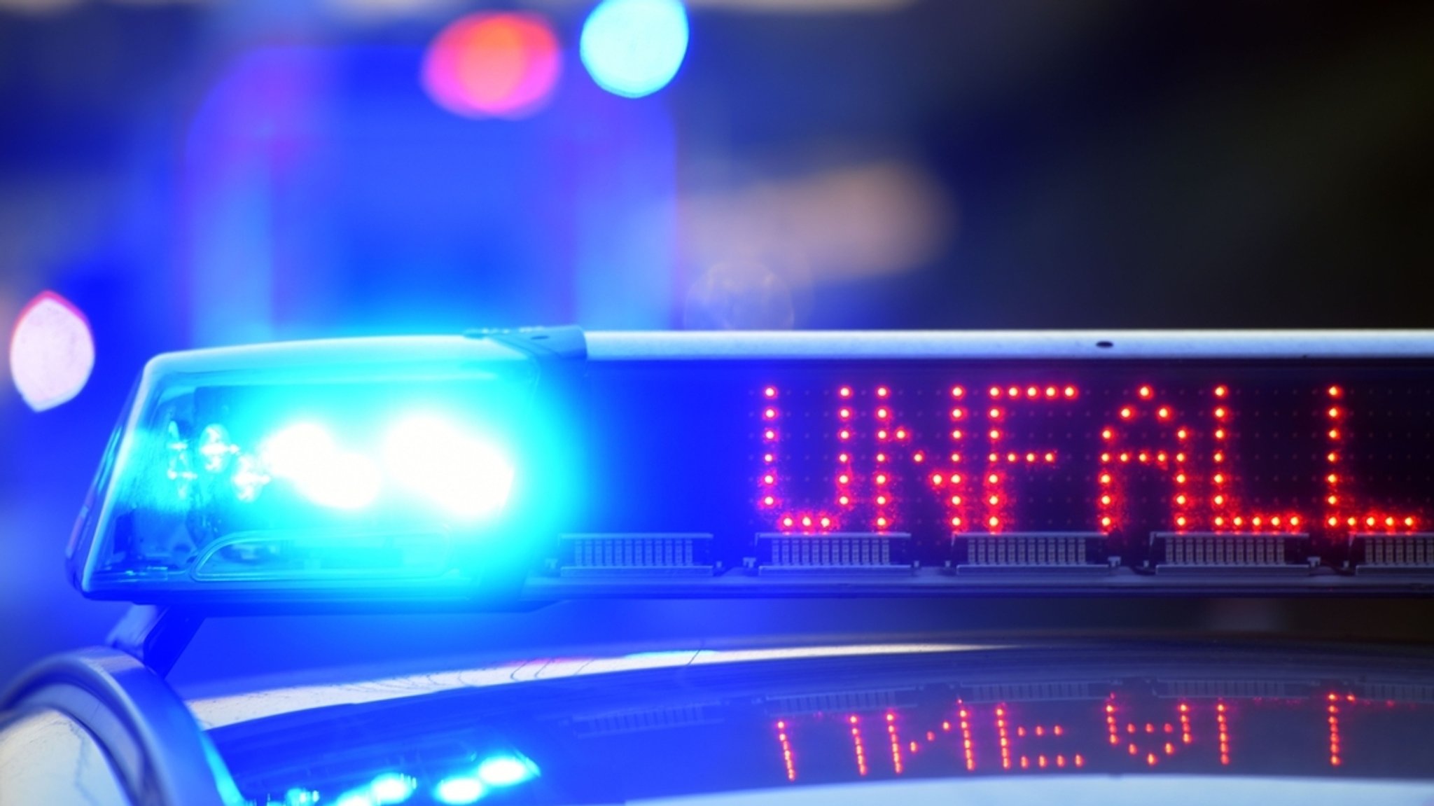 Vier Verletzte bei Unfall auf A9 – darunter zwei Kinder