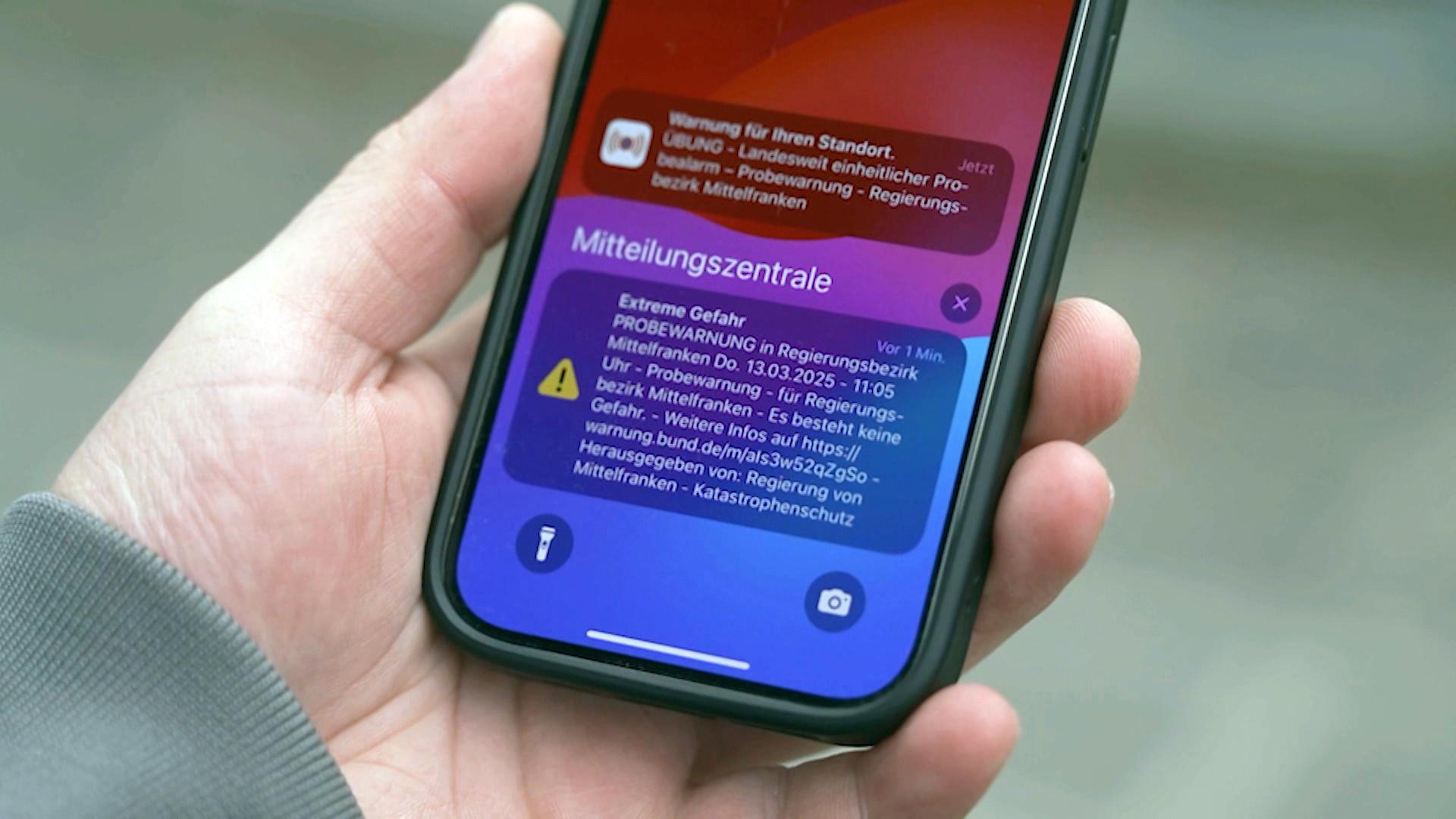 In Bayern war heute Warntag: An vielen Orten heulten um 11 Uhr die Sirenen und Handy-Nutzer erhielten Alarm-Meldungen. 