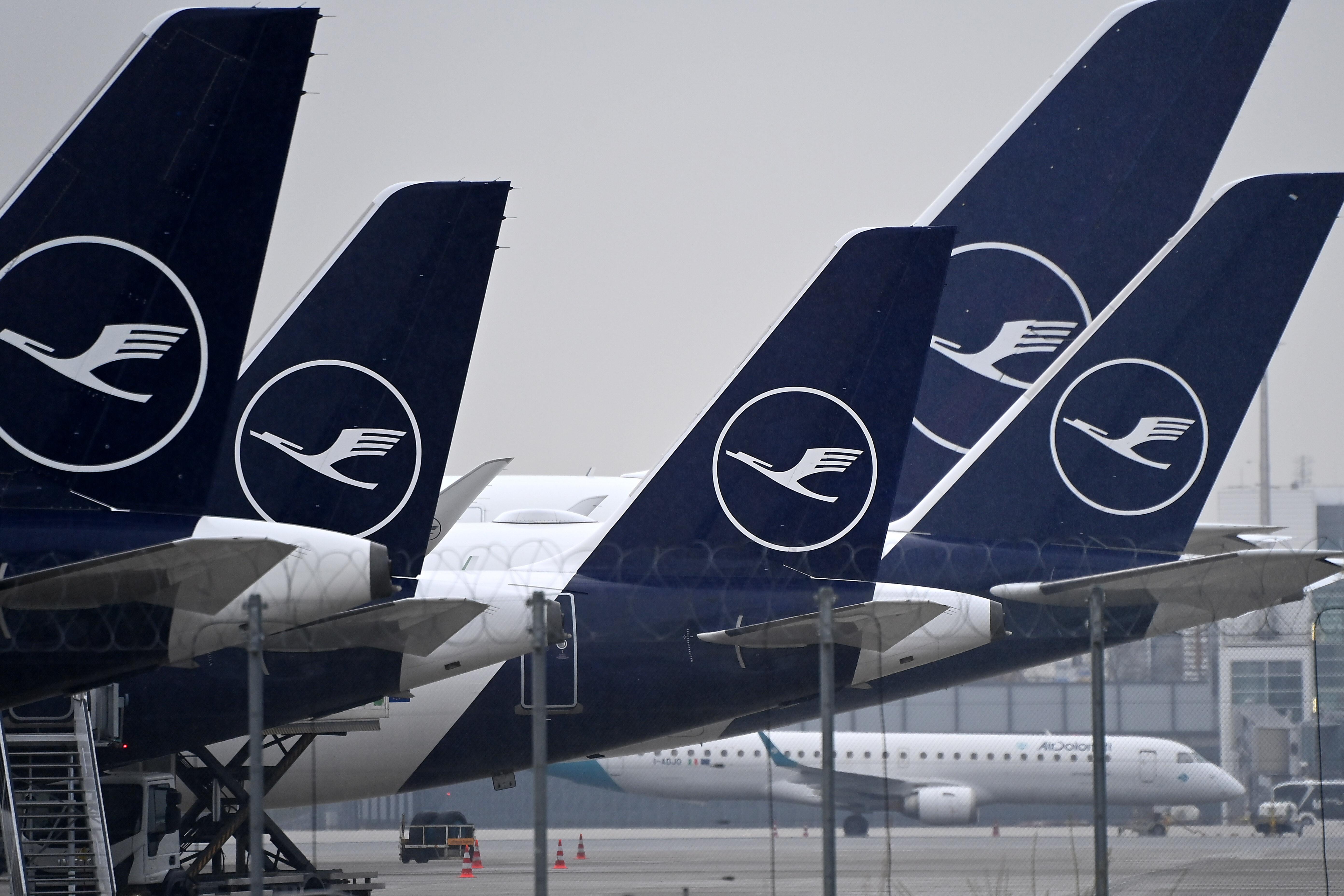 Symbolbild: Abgestellte Lufthansa Jets
