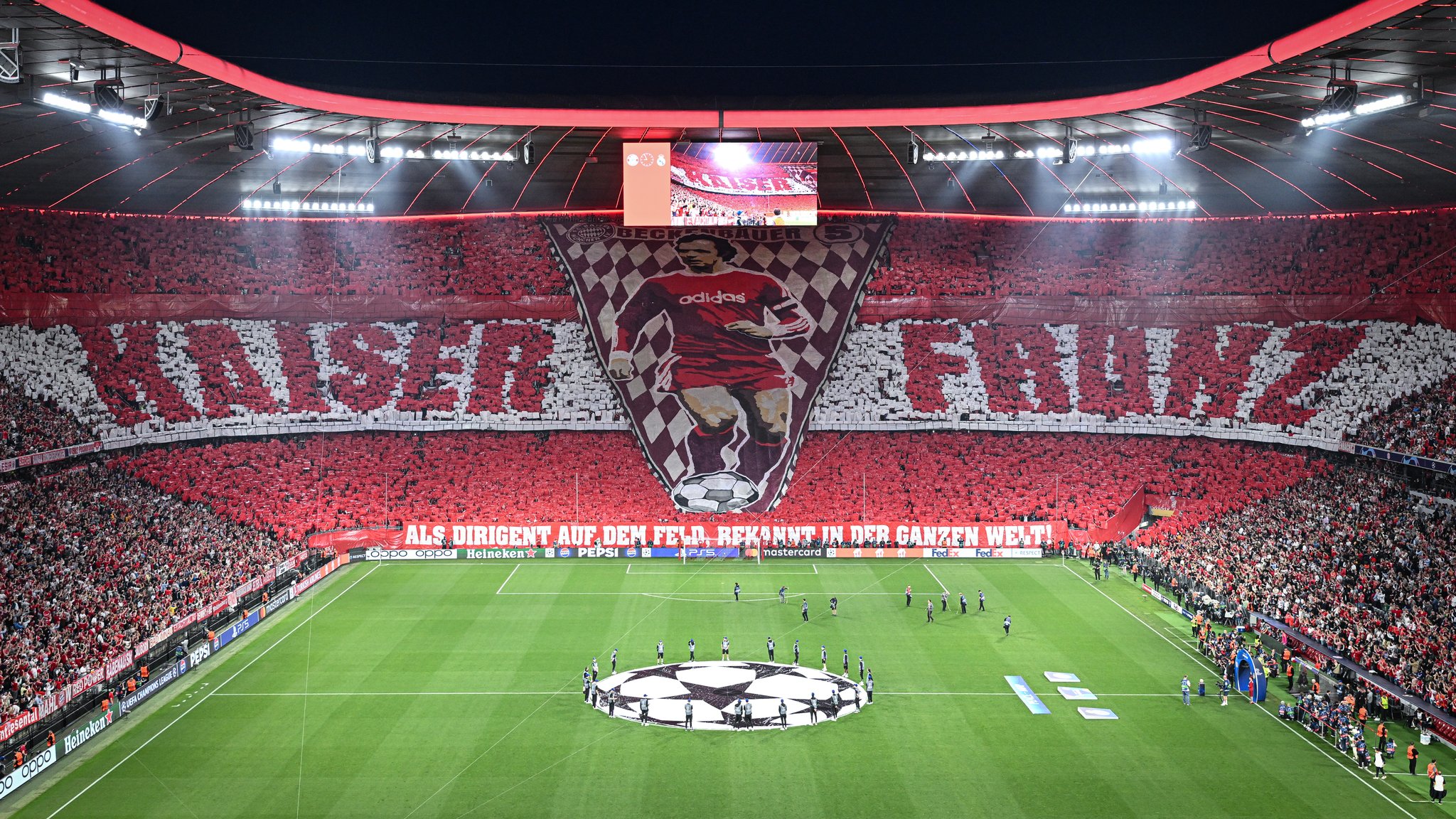 Das Stadion des FC Bayern München logiert künftig am Franz-Beckenbauer-Platz 5.