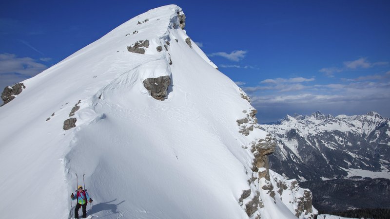 Archivbild: Aufstieg zum Thaneller, einem 2.341 Meter hohen Berg in Tirol. | Bild: picture alliance / imageBROKER | Josef Schafnitzel Archivbild: Aufstieg zum Thaneller, einem 2.341 Meter hohen Berg in Tirol.