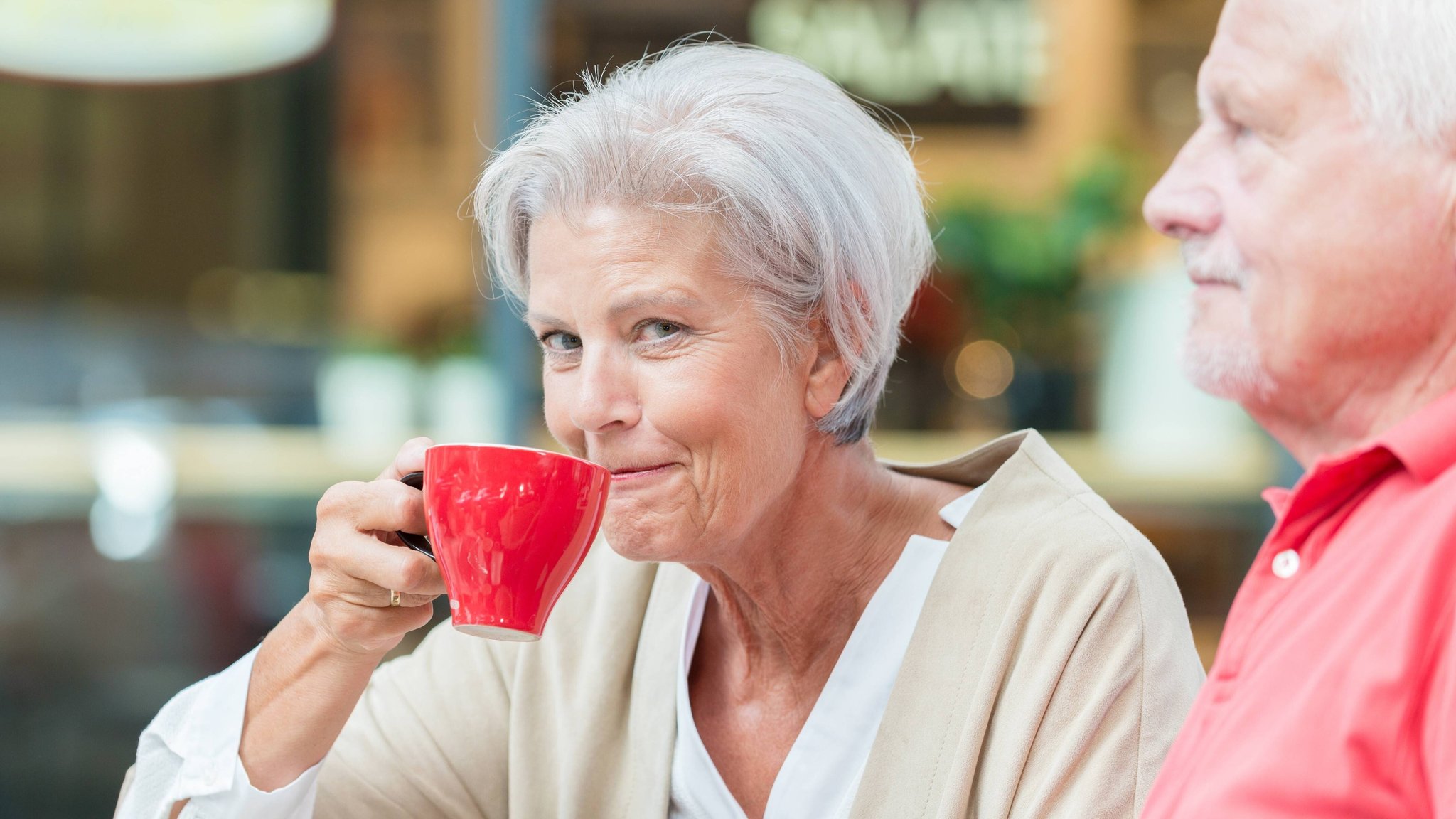 Kaffee als Wachmacher: Verändert sich die Wirkung im Alter?