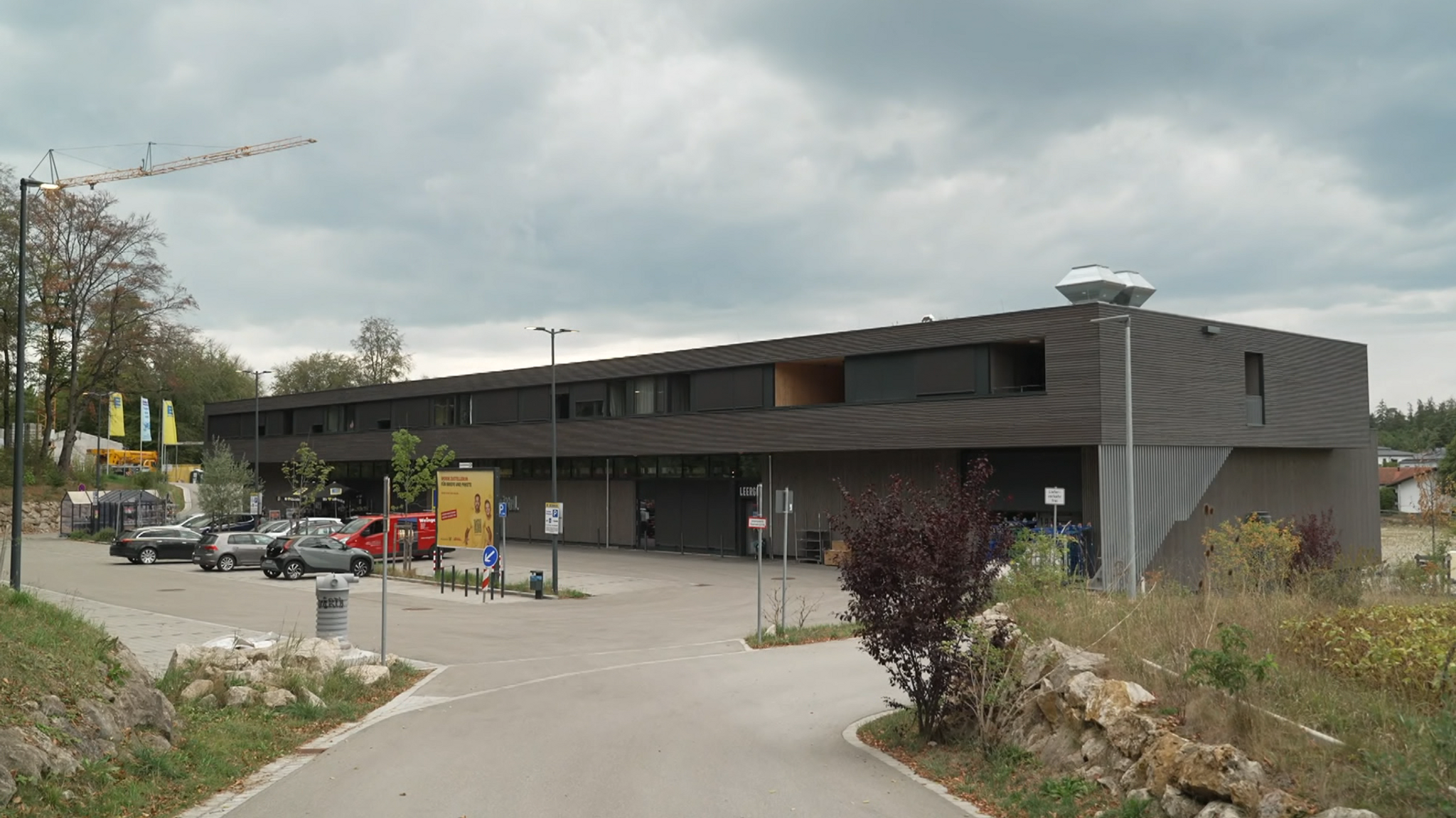 Supermarkt mit Wohnungen in Wörthsee